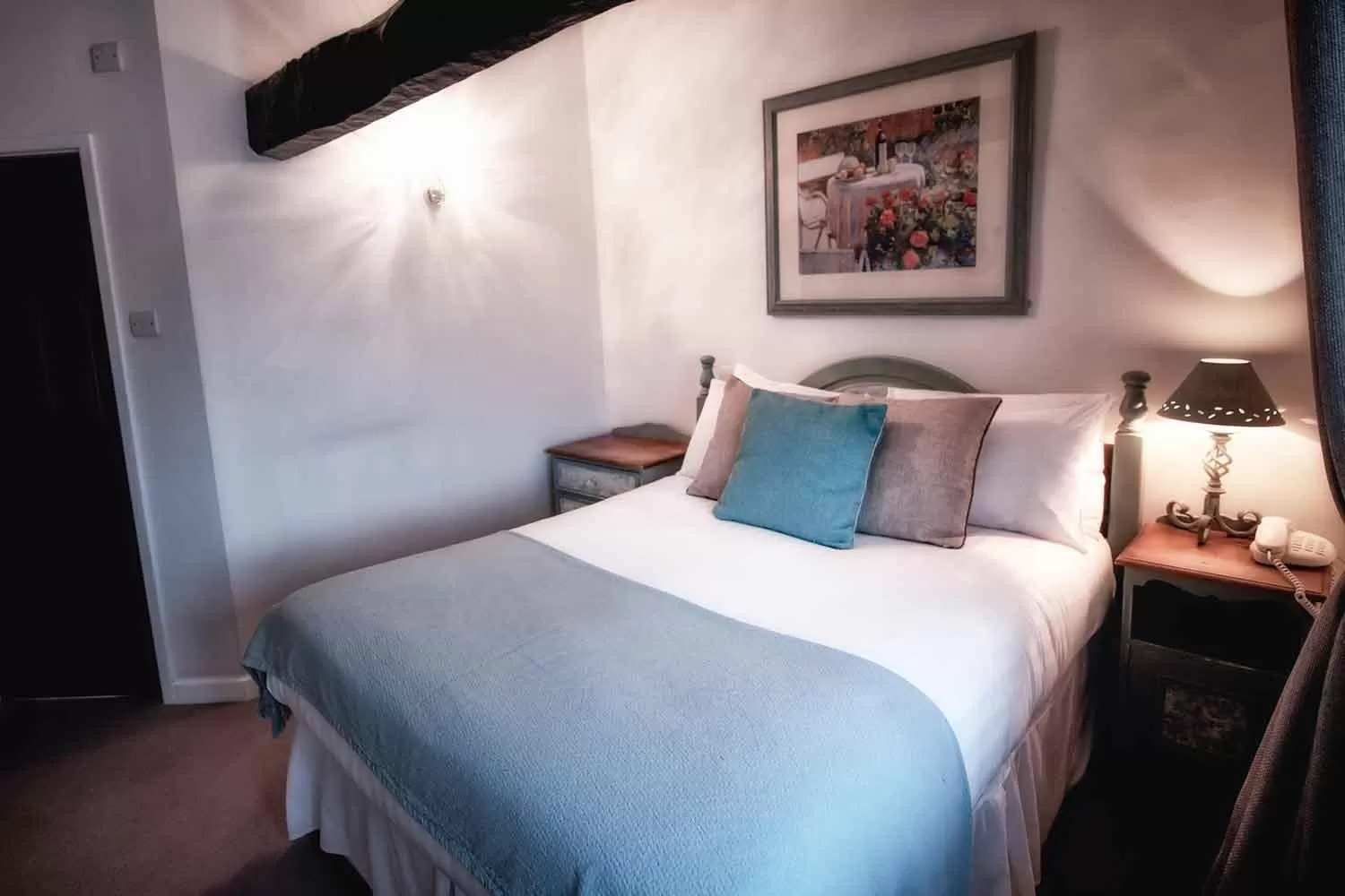 Bedroom, Bed in Bert's Rooms at The Black Horse Inn