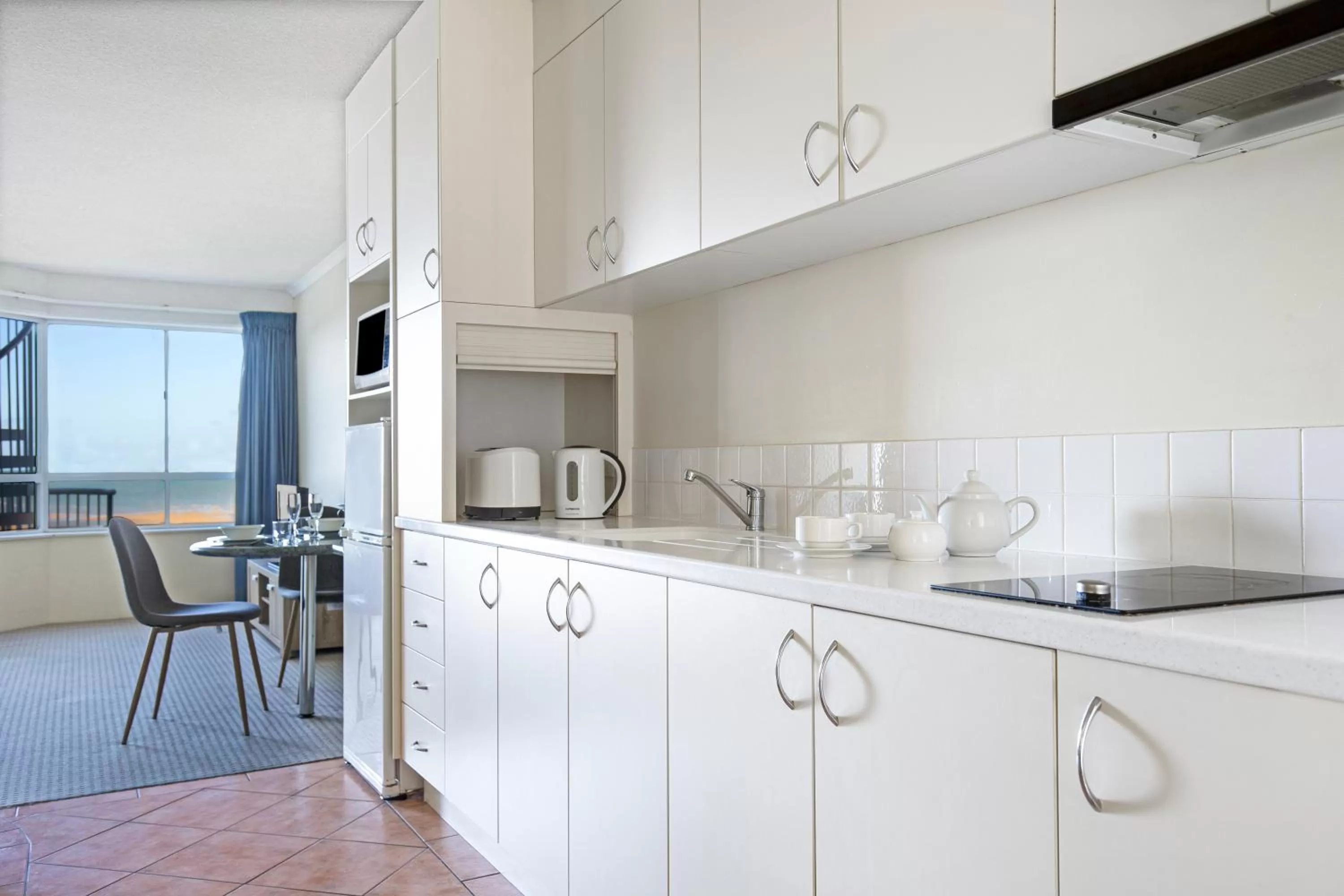 Kitchen or kitchenette in BreakFree Great Sandy Straits