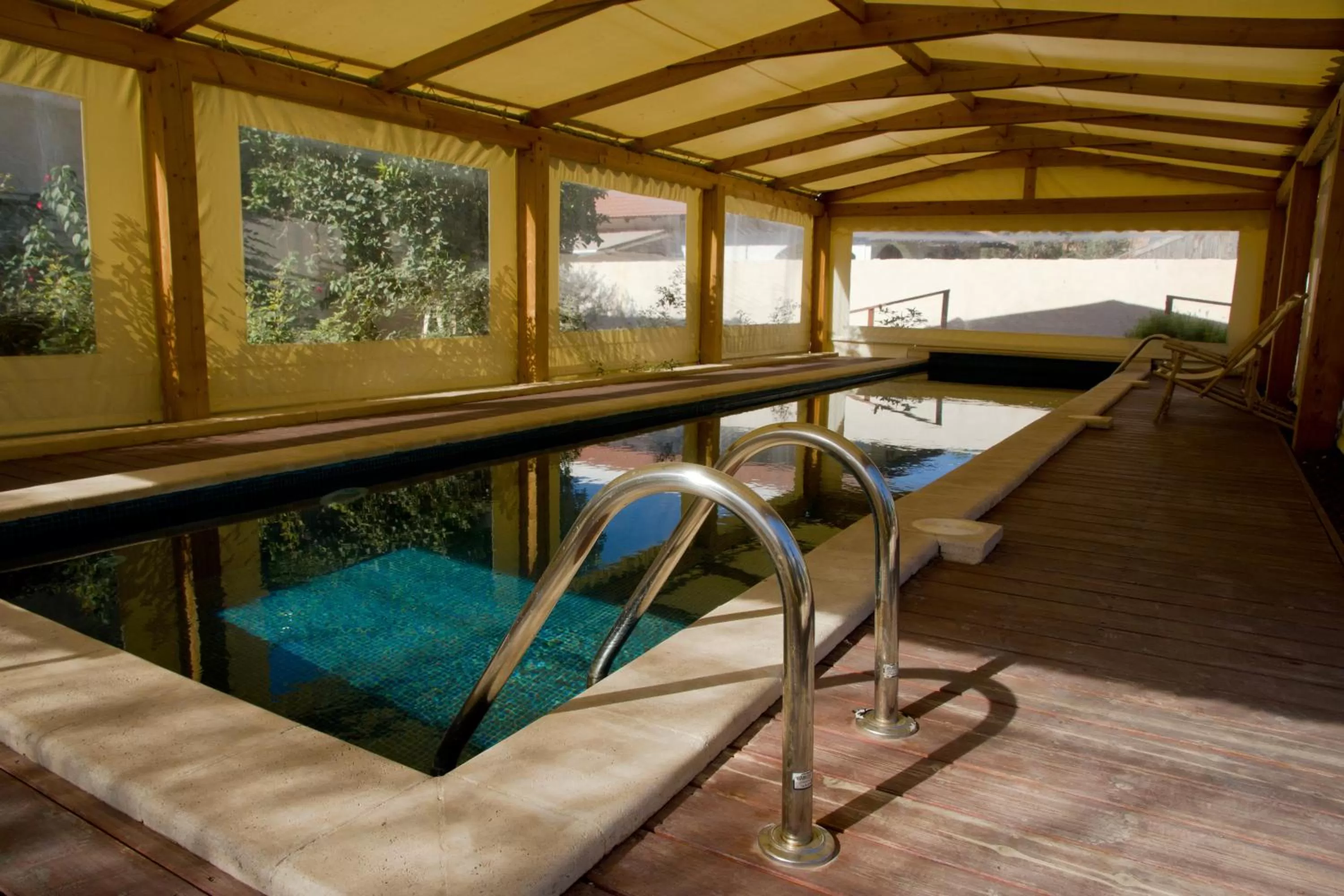 Swimming pool in Smadar Inn