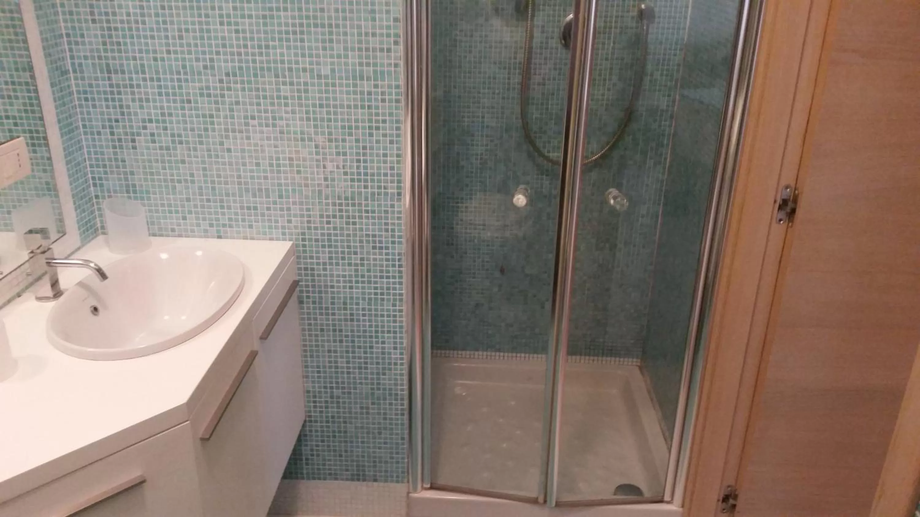 Bathroom in Michelangelo rta