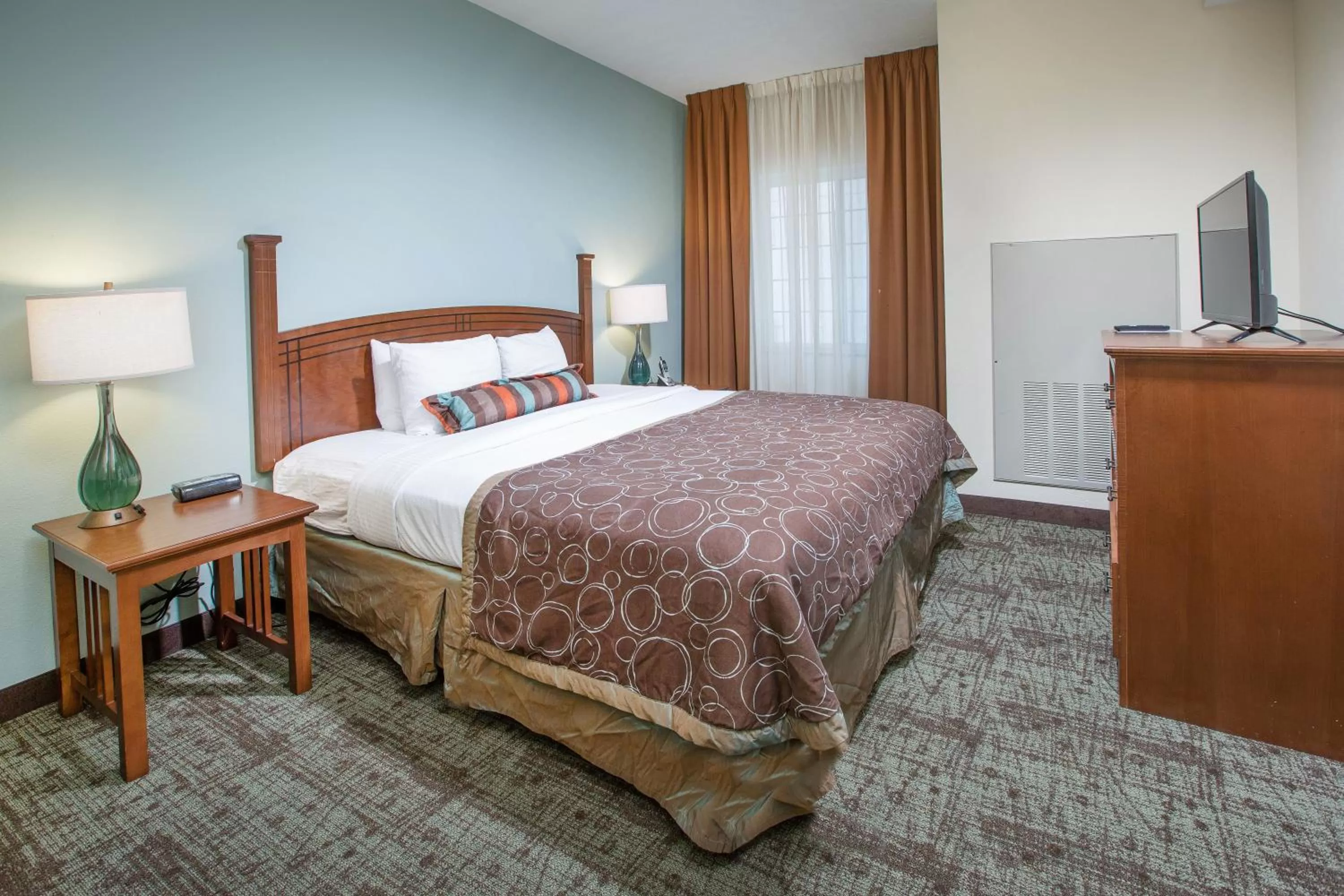 King Room Hear Mobility Accessible Tub Non-Smoking in Staybridge Suites Augusta, an IHG Hotel