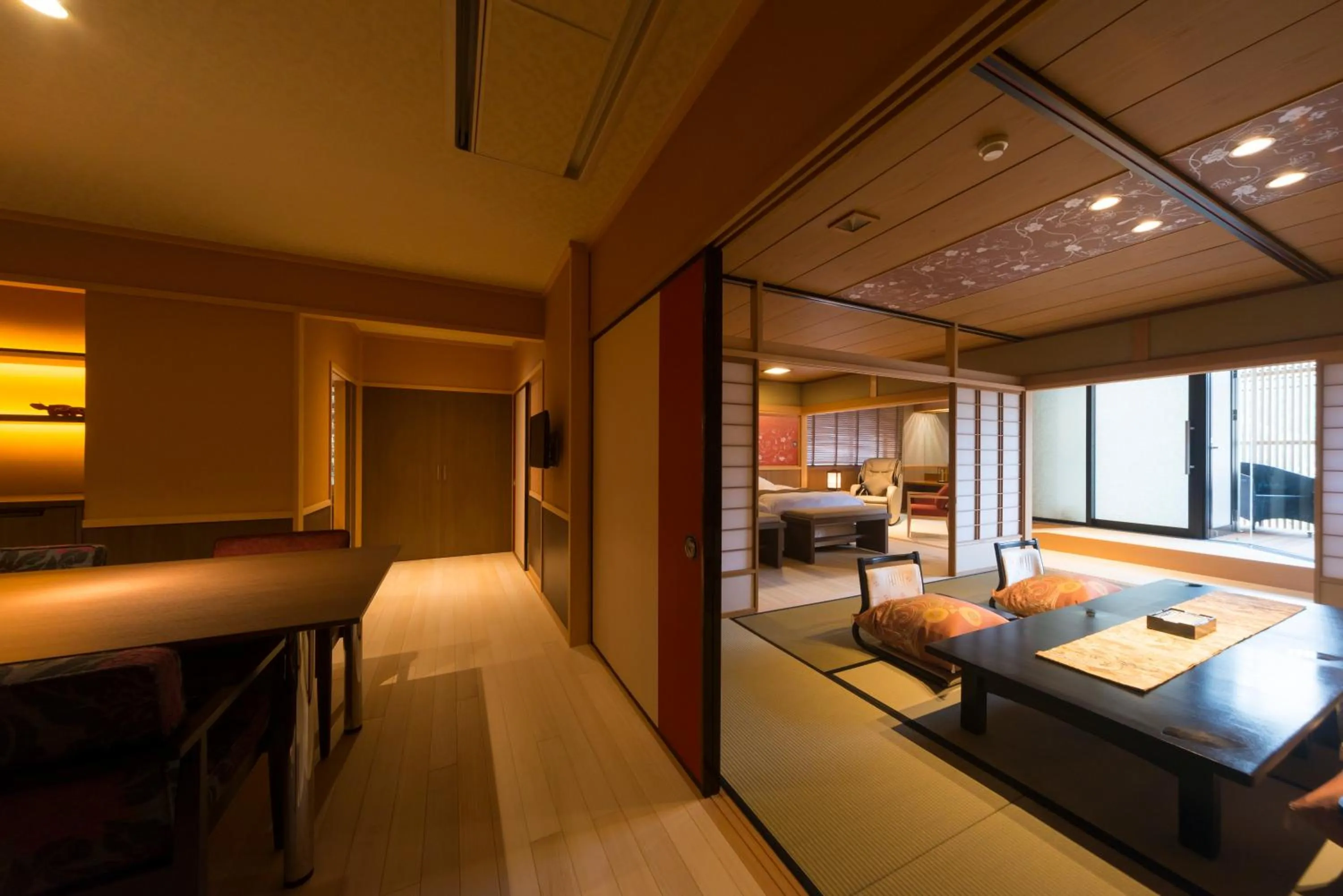 Coffee/tea facilities, Bed in Tachibana Shikitei