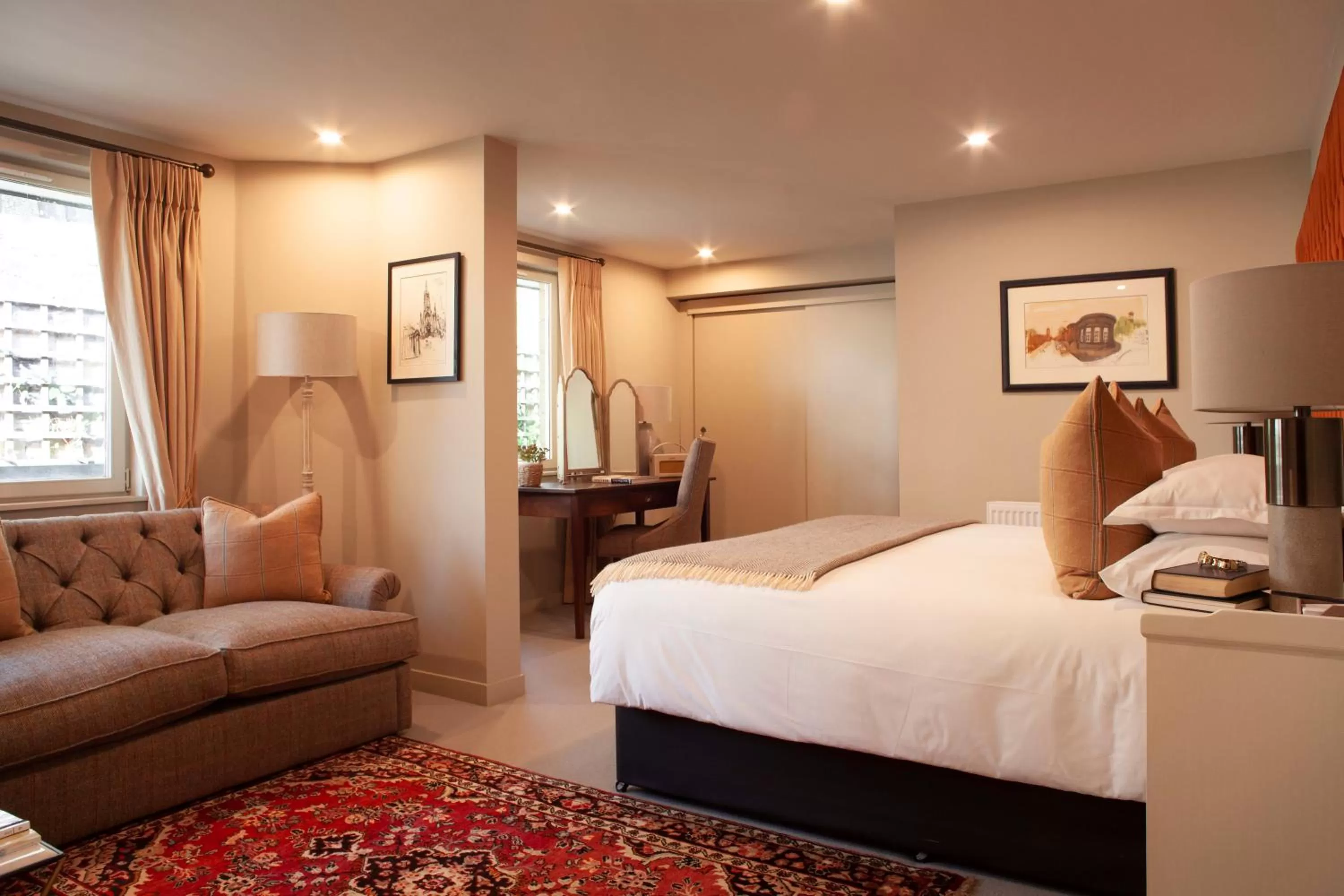 Photo of the whole room, Bed in The Roseate Edinburgh - Small Luxury Hotels of the World