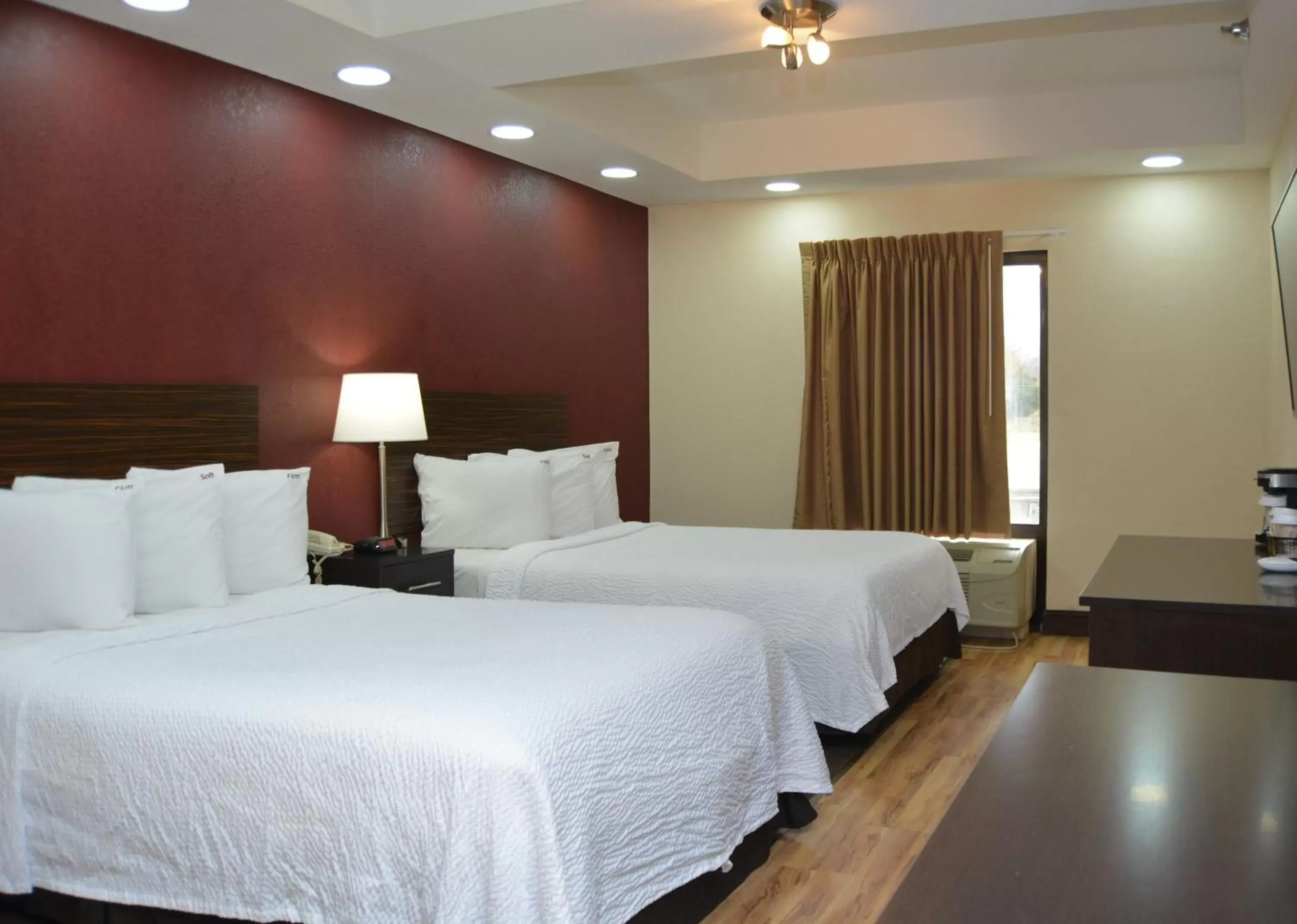 Suite Double Room with Two Double Beds with Kitchenette - Smoke-Free in Red Roof Inn PLUS+ & Suites Chattanooga - Downtown Suite Double Room with Two Double Beds with Kitchenette - Smoke-Free in Red Roof Inn PLUS+ & Suites Chattanooga - Downtown