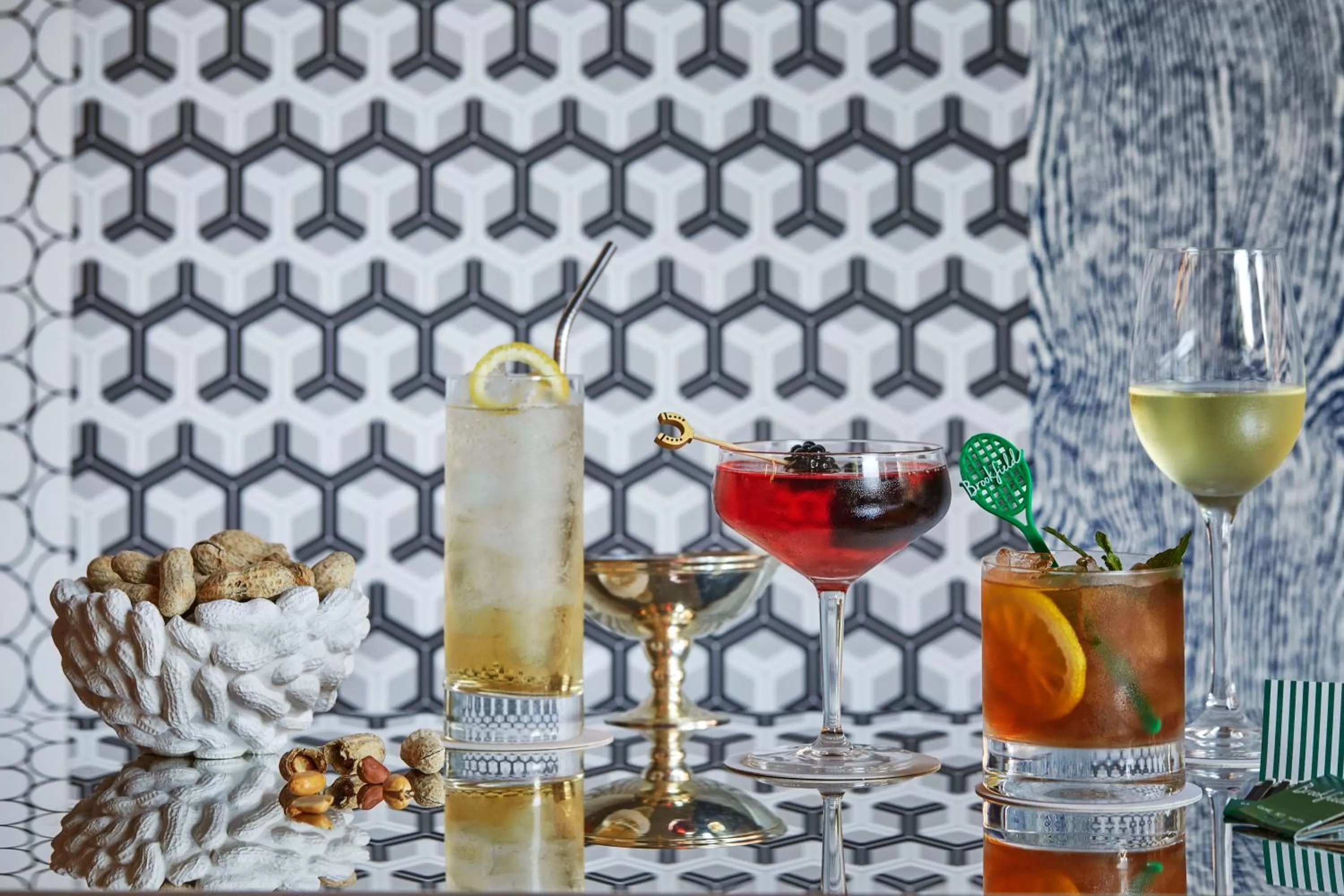 Alcoholic drinks in Graduate by Hilton Richmond