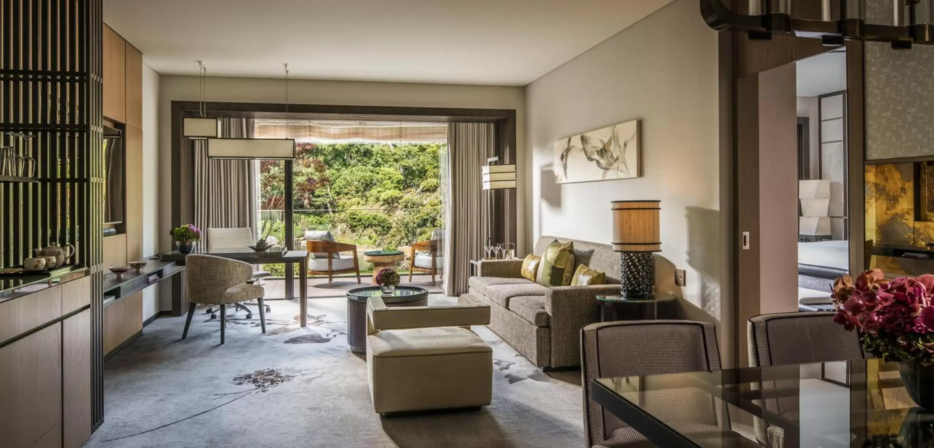 One Bedroom Premier Heritage Garden Suite Two Double in Four Seasons Hotel Kyoto One Bedroom Premier Heritage Garden Suite Two Double in Four Seasons Hotel Kyoto