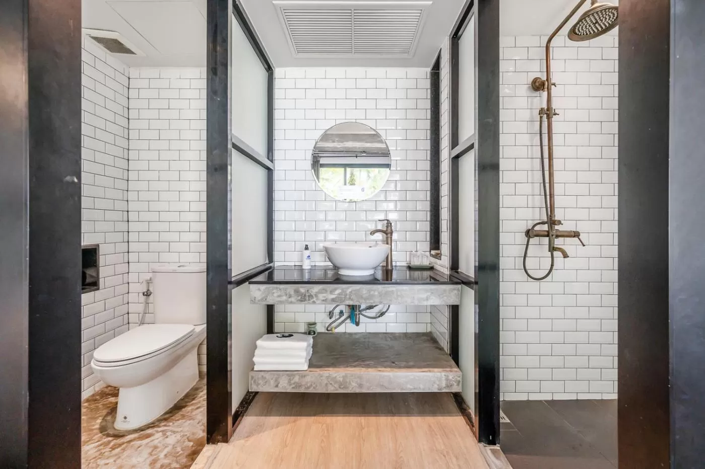 Toilet in Kokotel Khao Lak Lighthouse