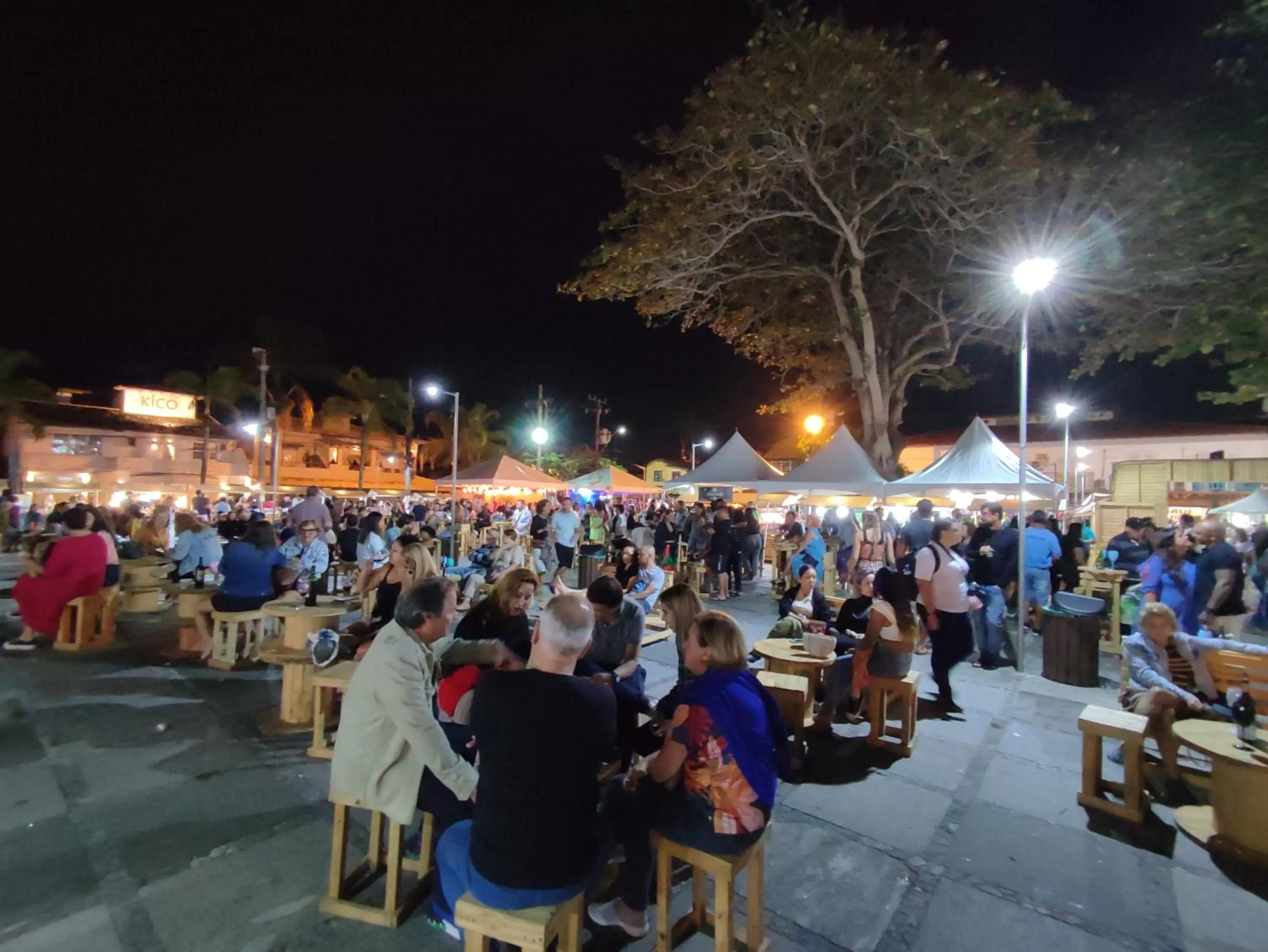 Restaurant/places to eat in Pousada L'étage