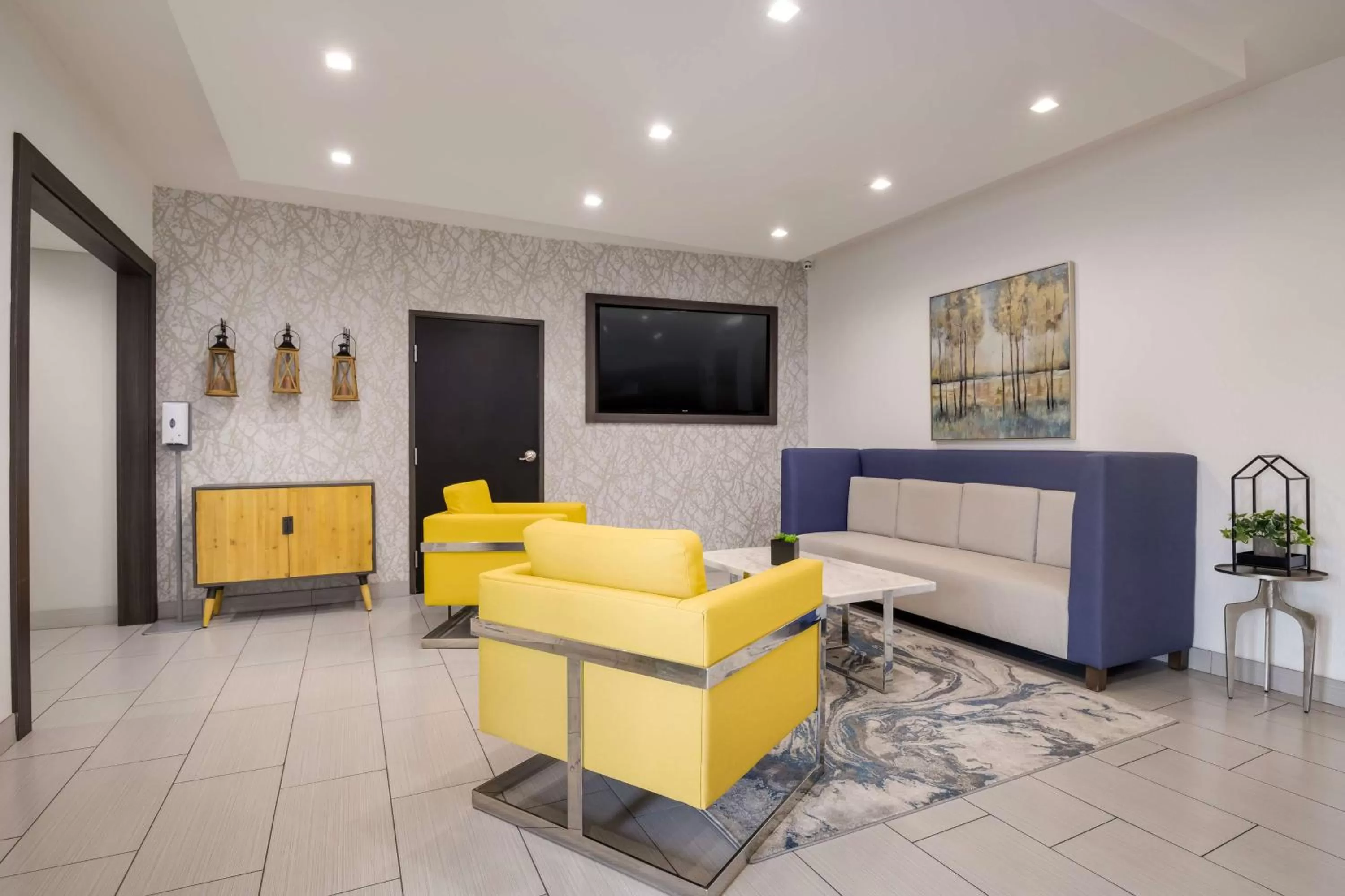 Lobby or reception in Best Western NSU Inn