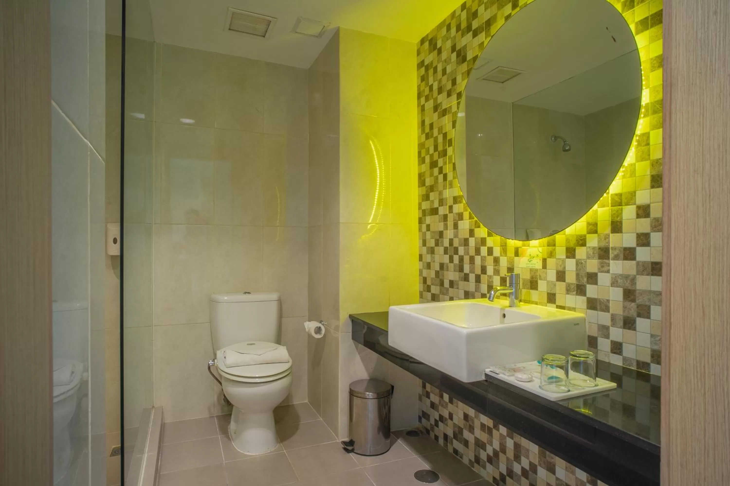 Toilet in Regantris Surabaya