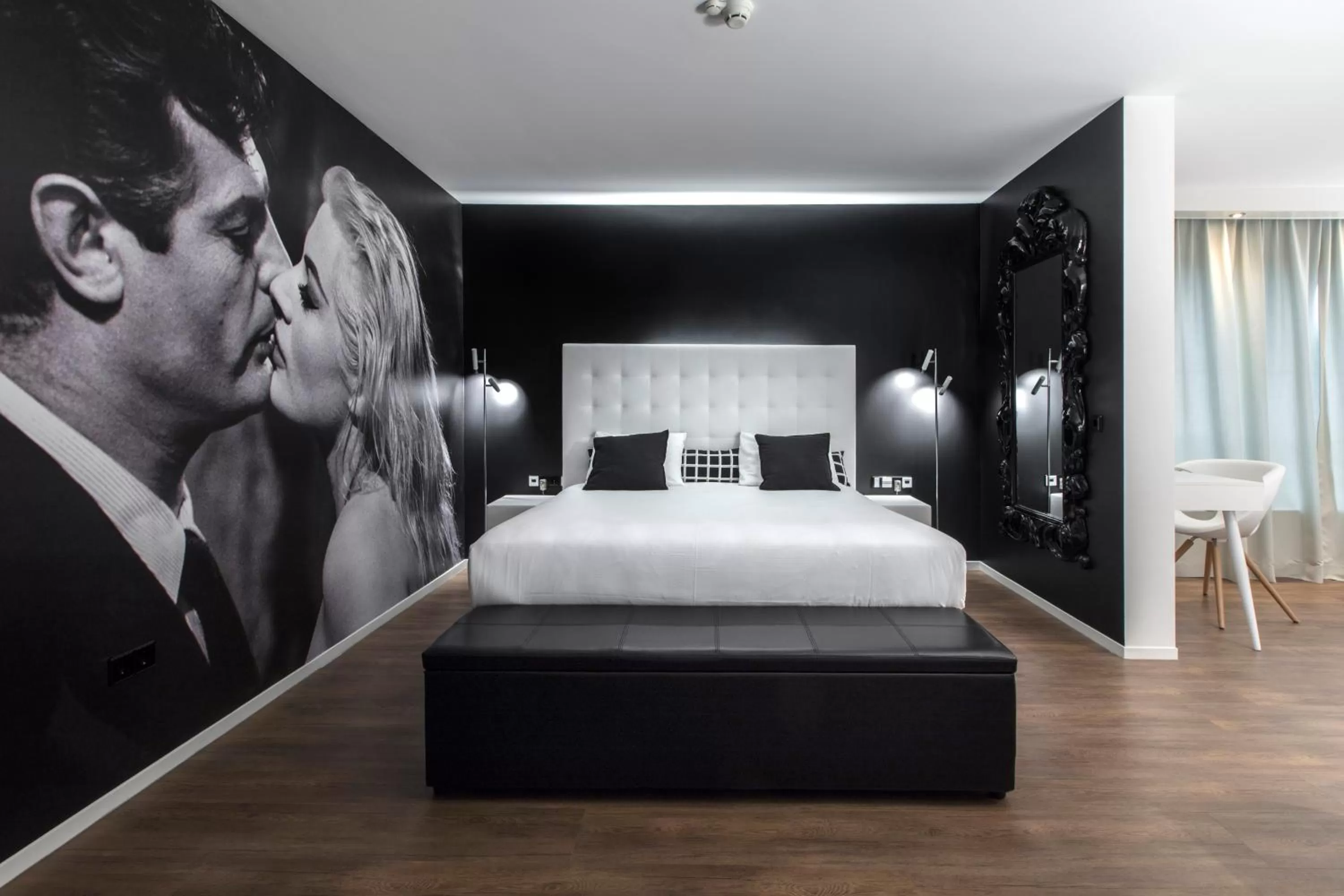 Bedroom, Bed in Hotel Mitland