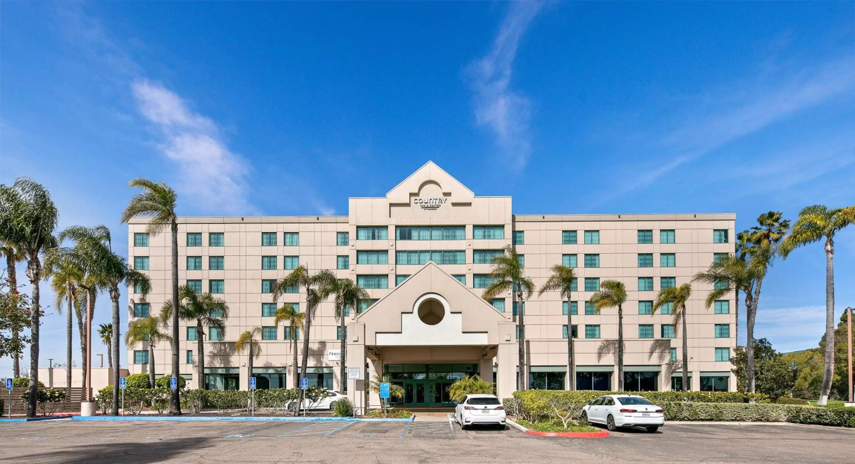 Country Inn & Suites by Radisson, San Diego North, CA