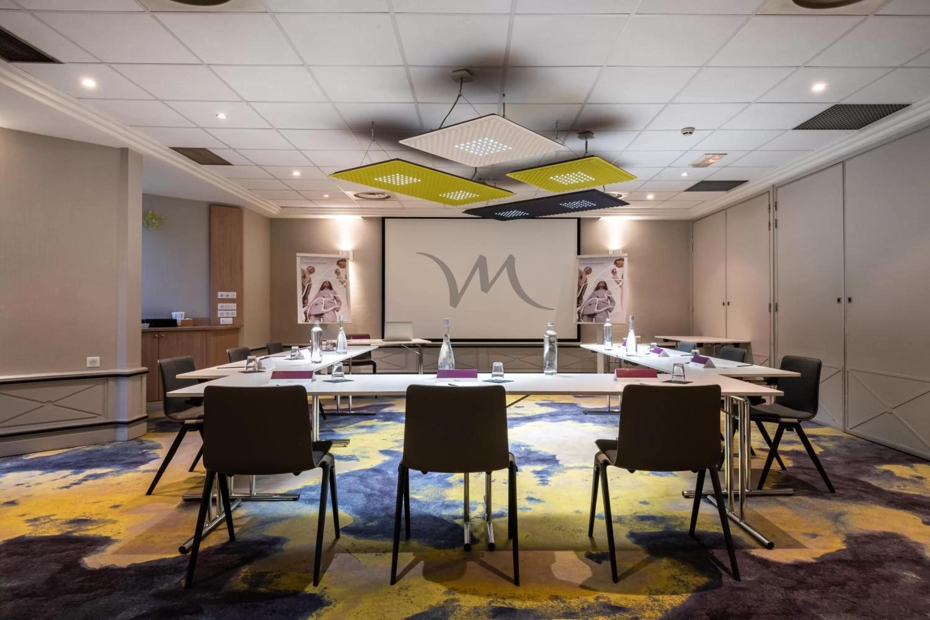 Meeting/conference room in Mercure Grenoble Meylan