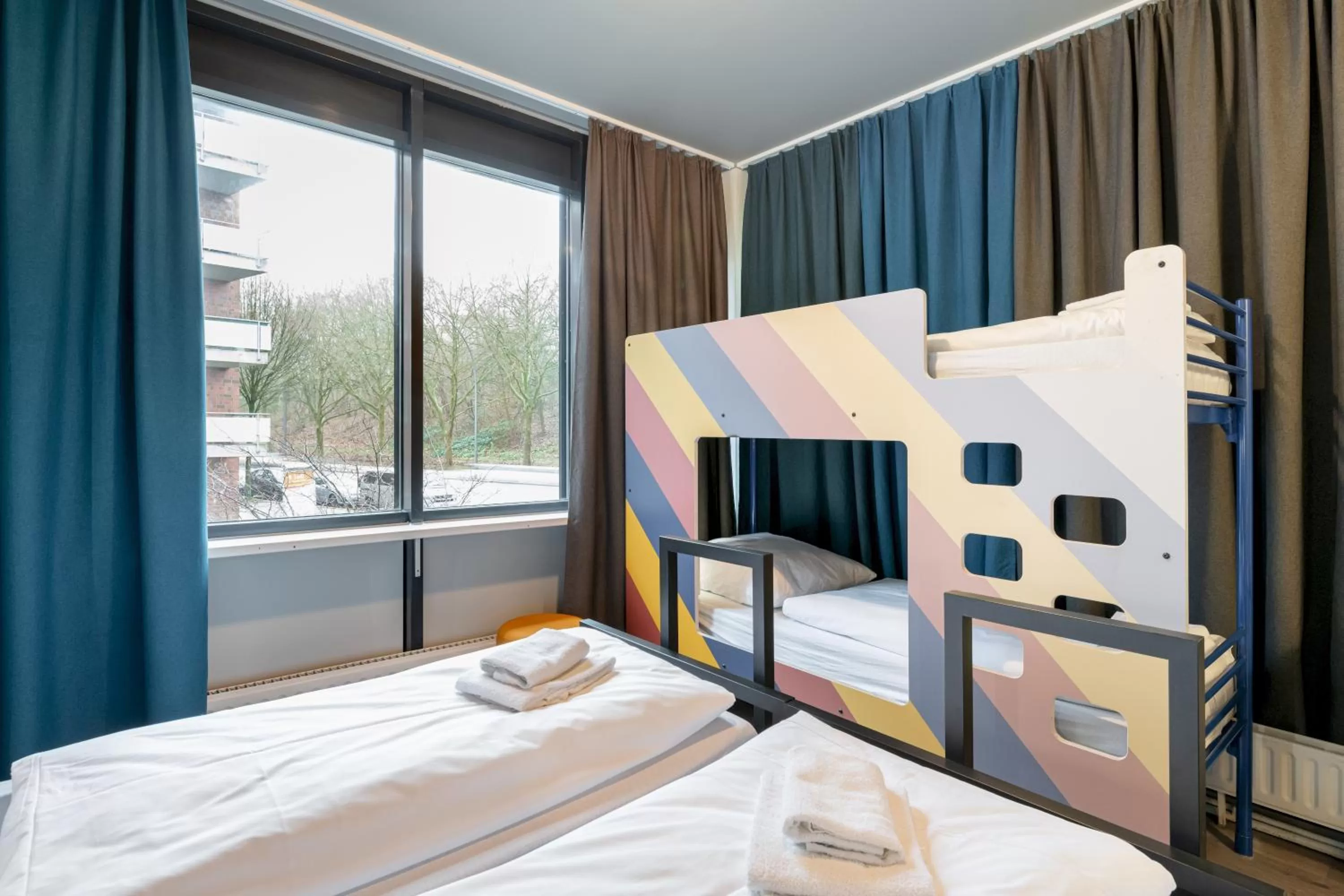 Photo of the whole room, Bed in a&o Hamburg Hammer Kirche