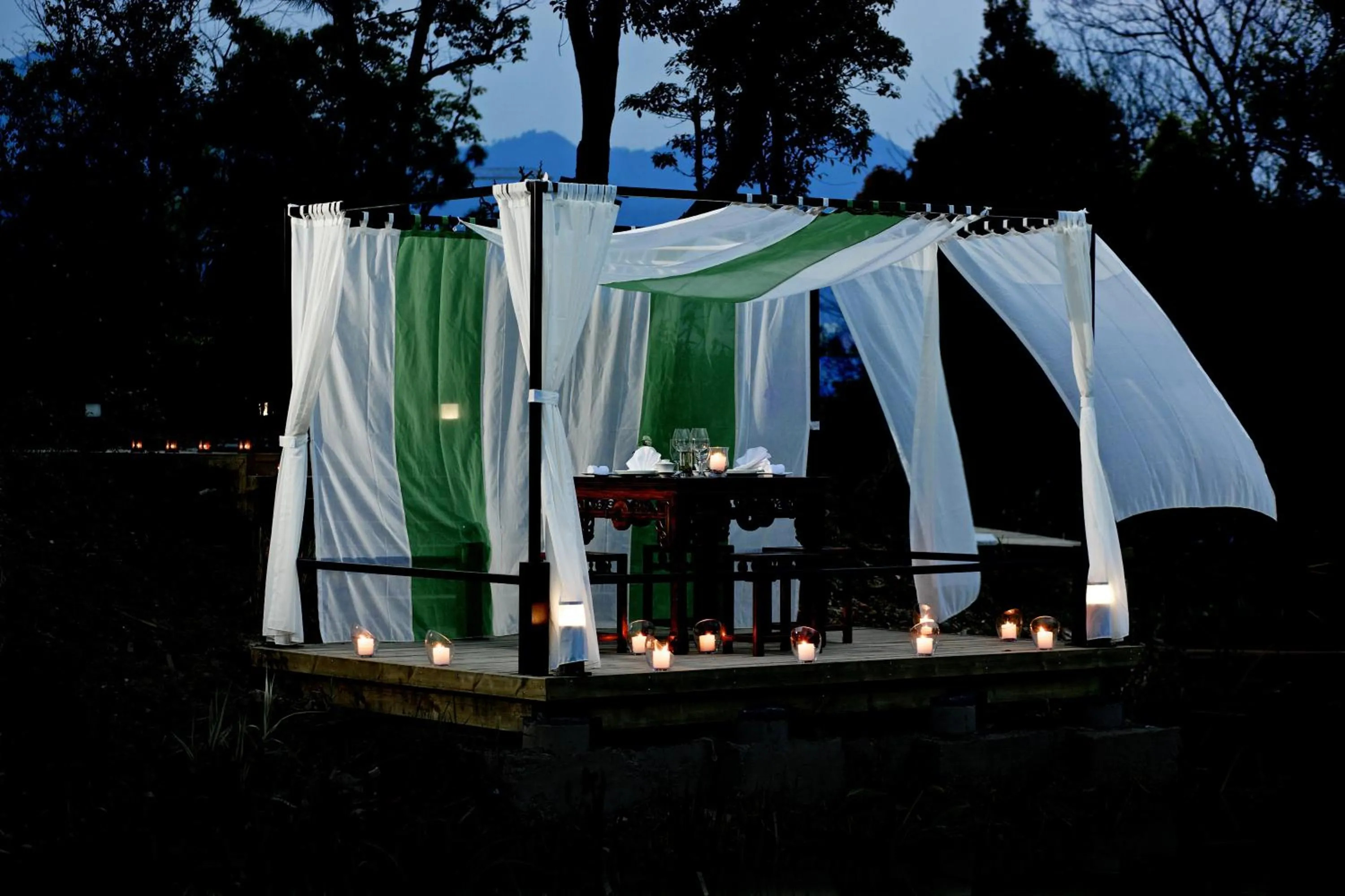 Restaurant/places to eat in Banyan Tree Hangzhou