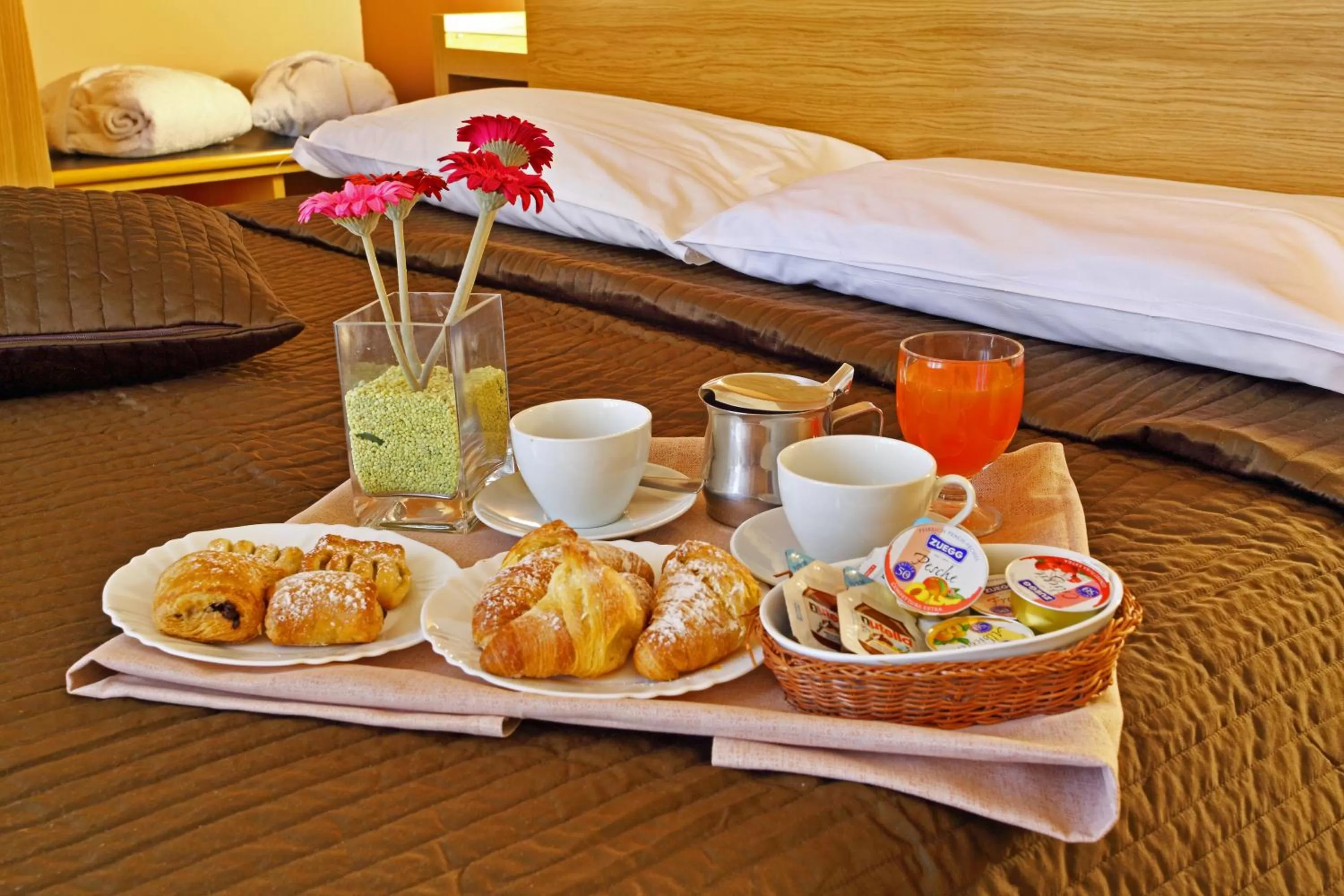 Food and drinks, Bed in Hotel Del Viale