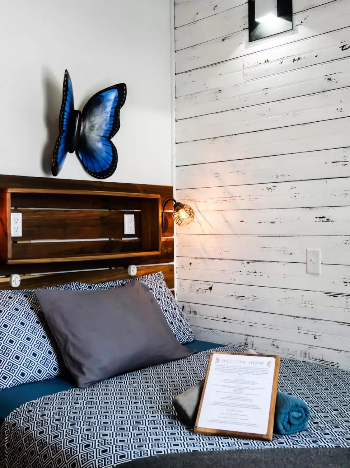 Bedroom, Bed in Barrbra BnB Over The Sea