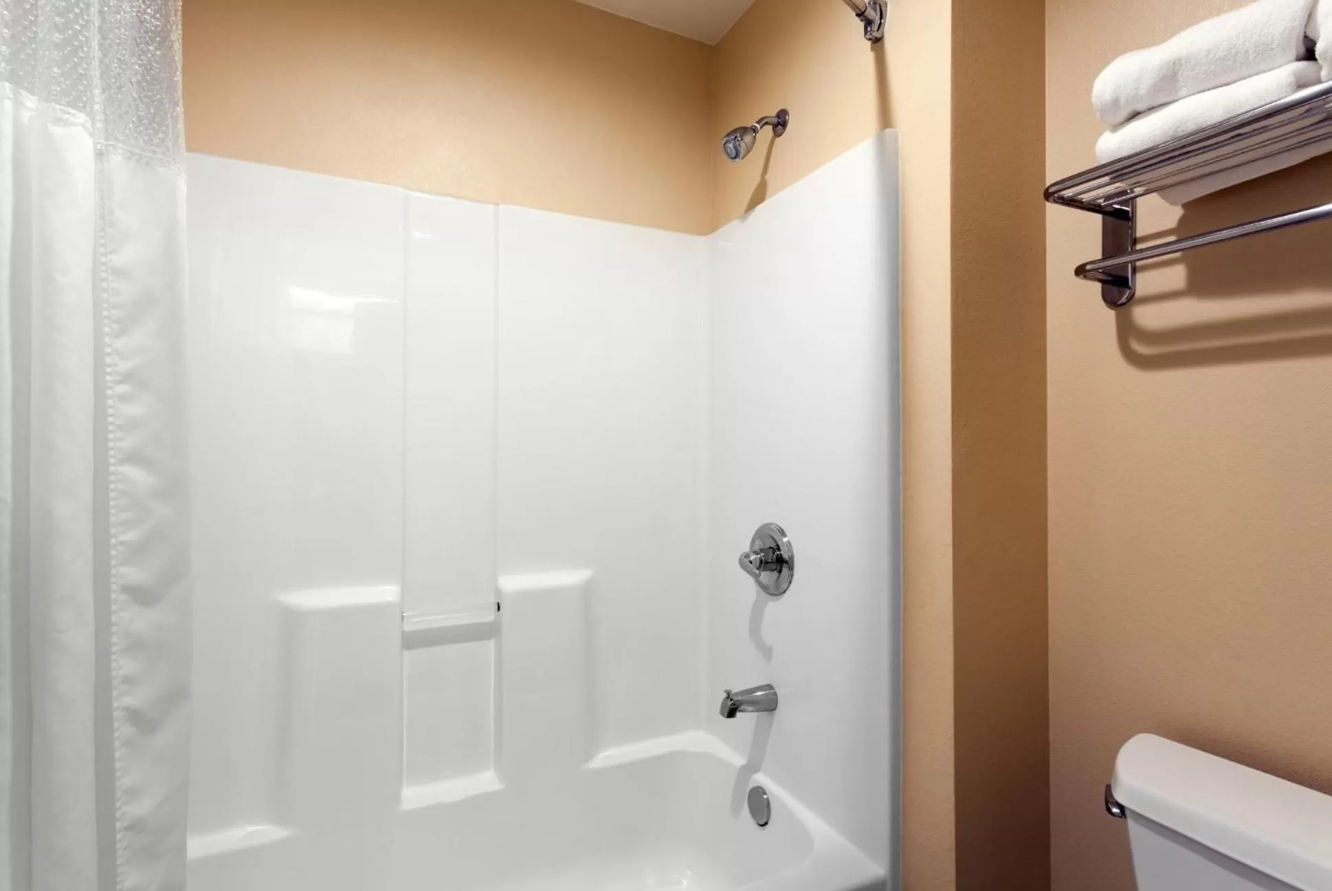 Ramada by Wyndham SeaTac Airport North