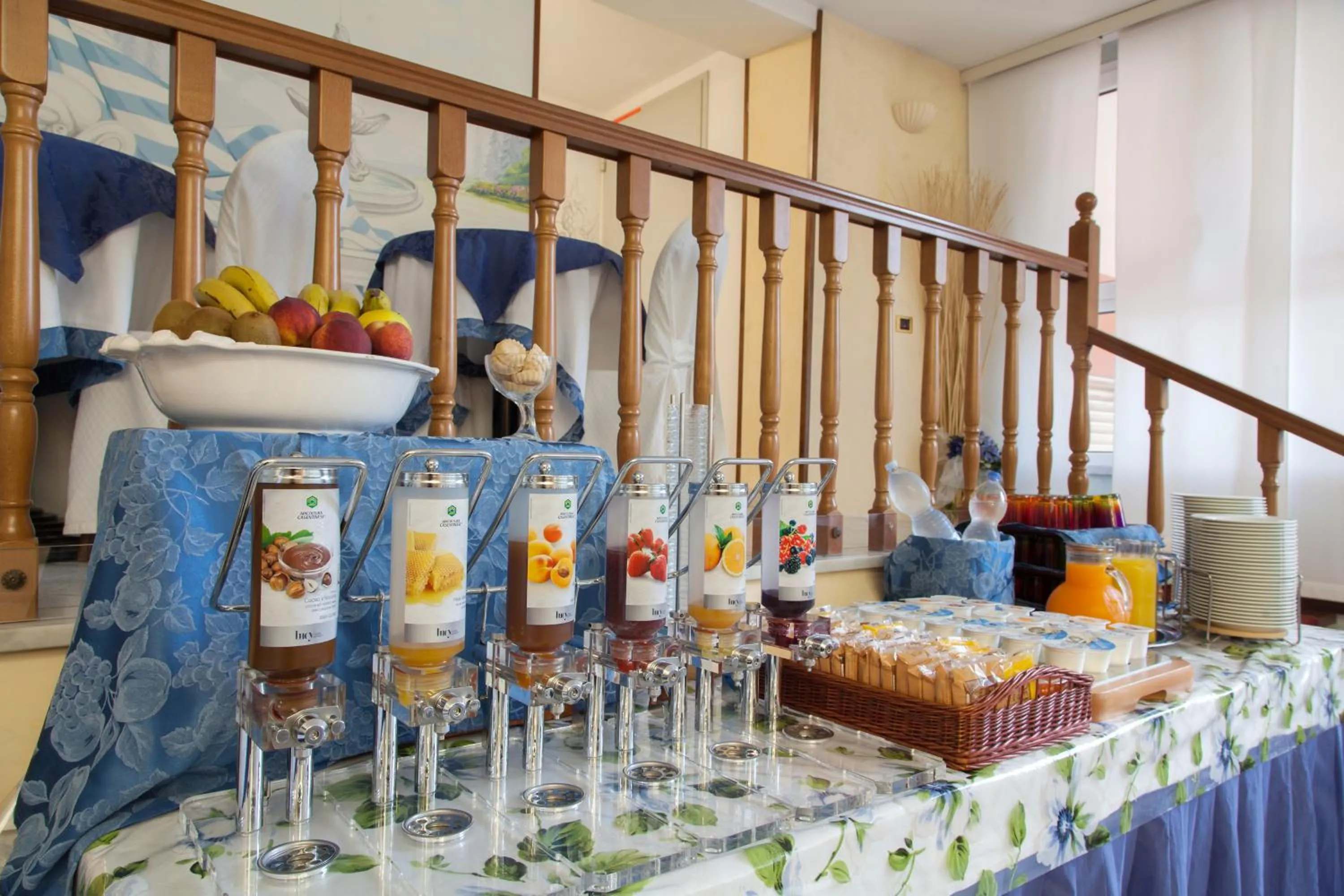 Continental breakfast in Hotel Nella