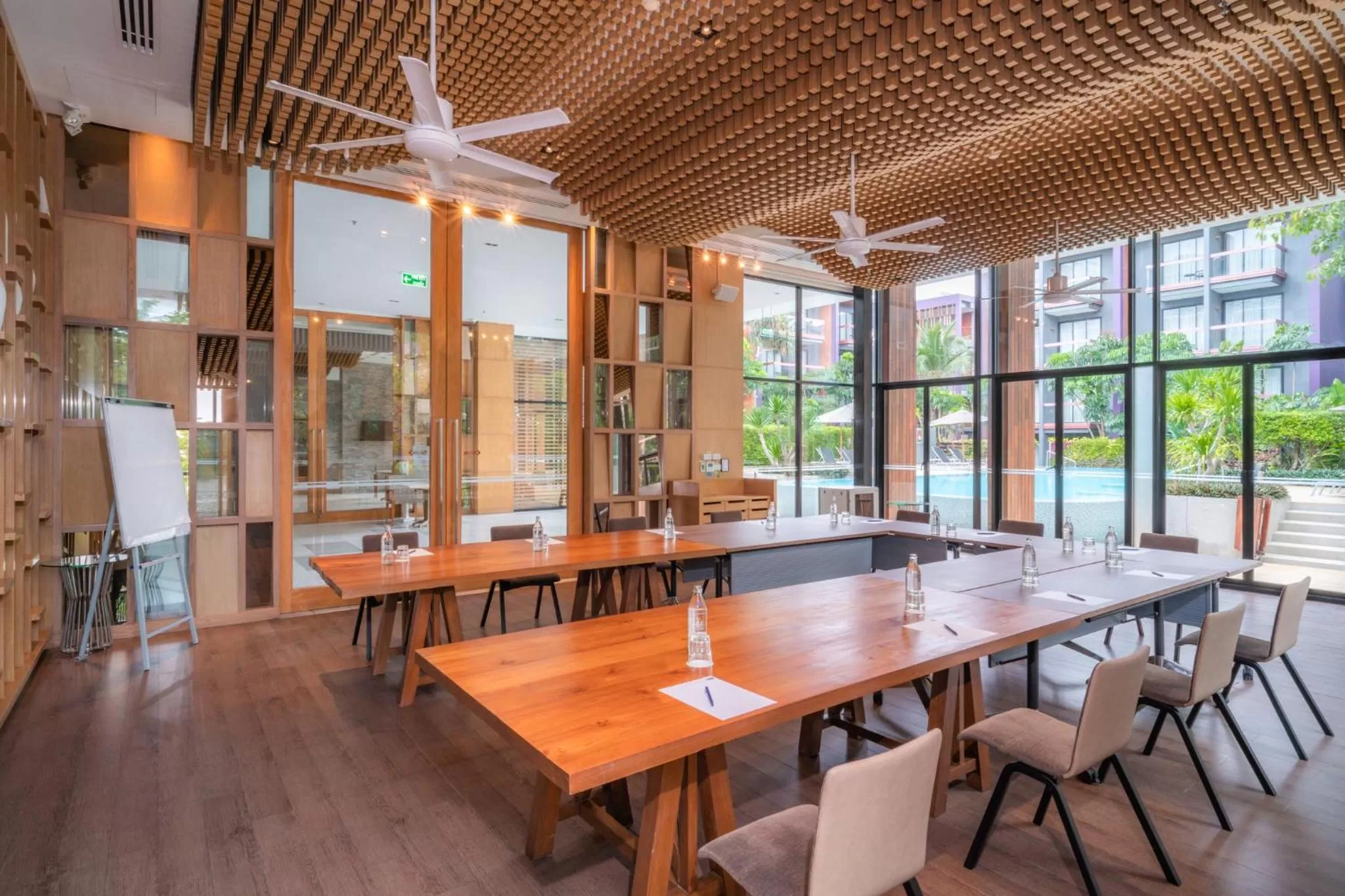 Meeting/conference room in Holiday Inn Express Phuket Patong Beach Central by IHG