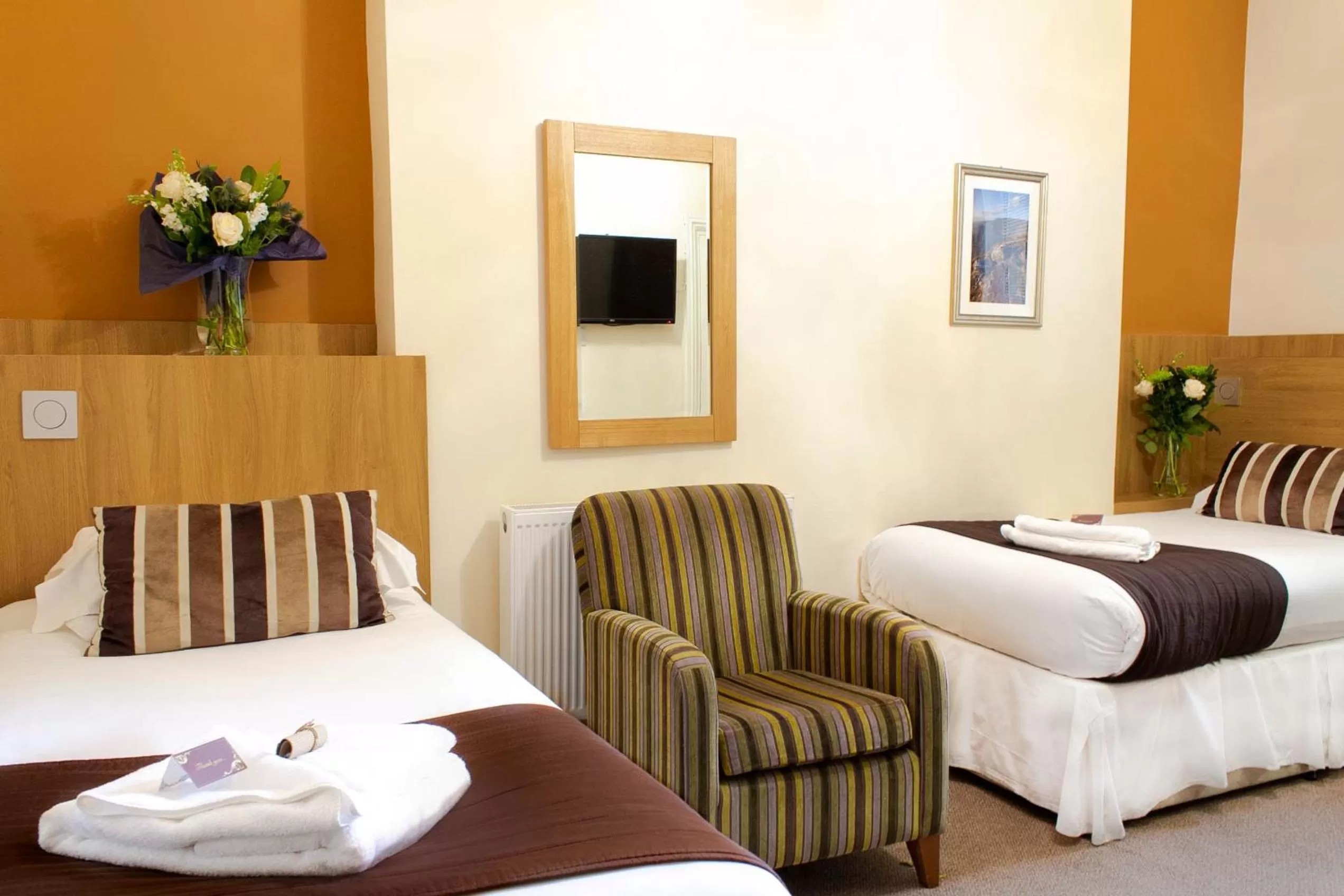 Bed in Ellan Vannin Hotel