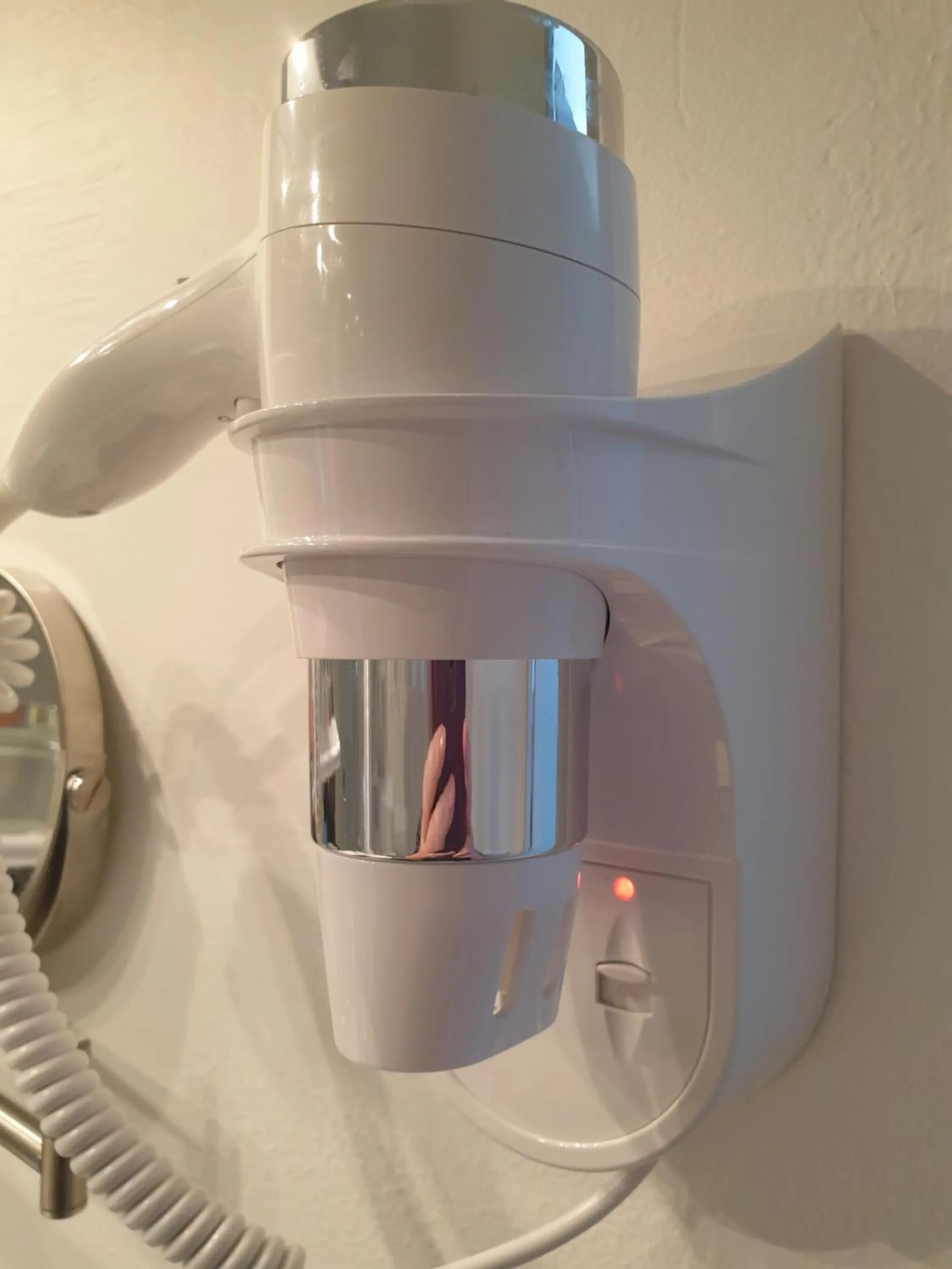 heating in Hôtel Le Rohan Charme et Caractère