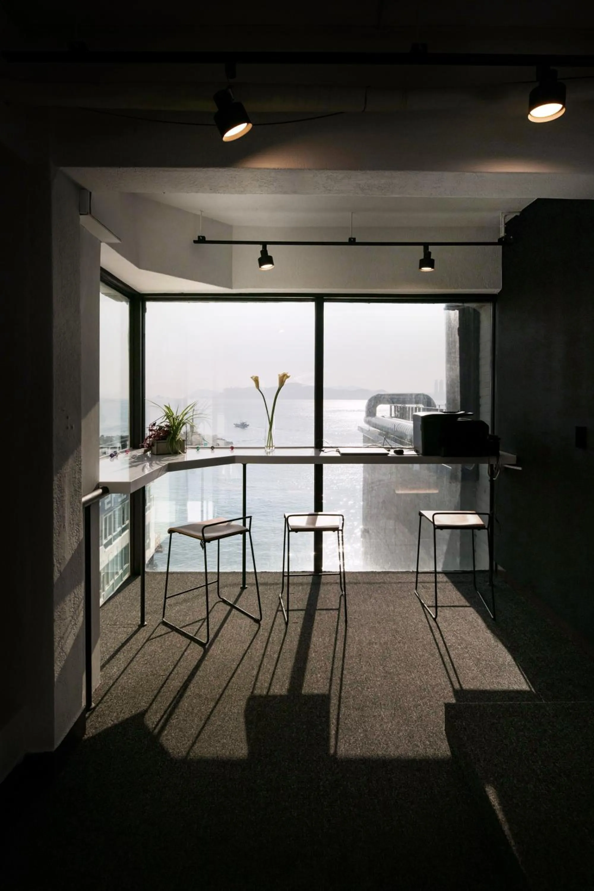 Mipo Oceanside Hotel