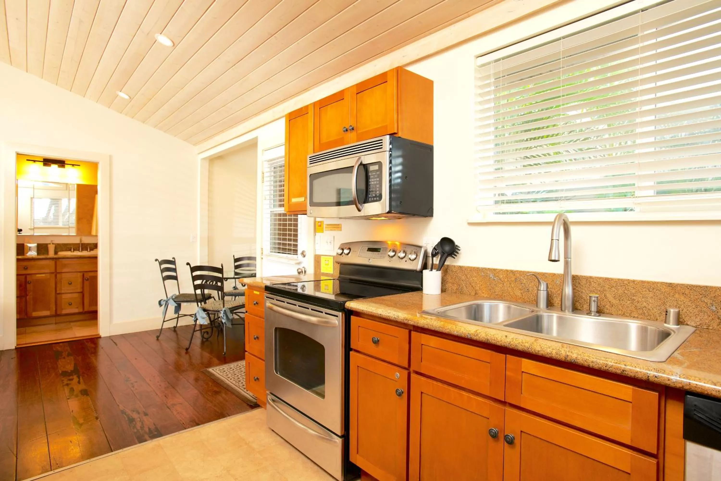Kitchen or kitchenette, Kitchen/Kitchenette in Paia Inn