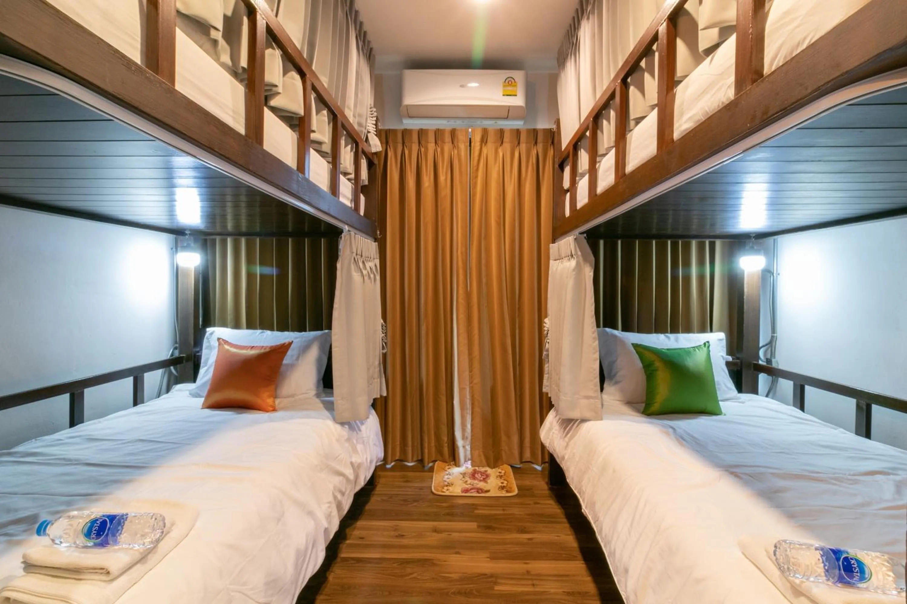 Photo of the whole room, Bed in Phob phan Hostel