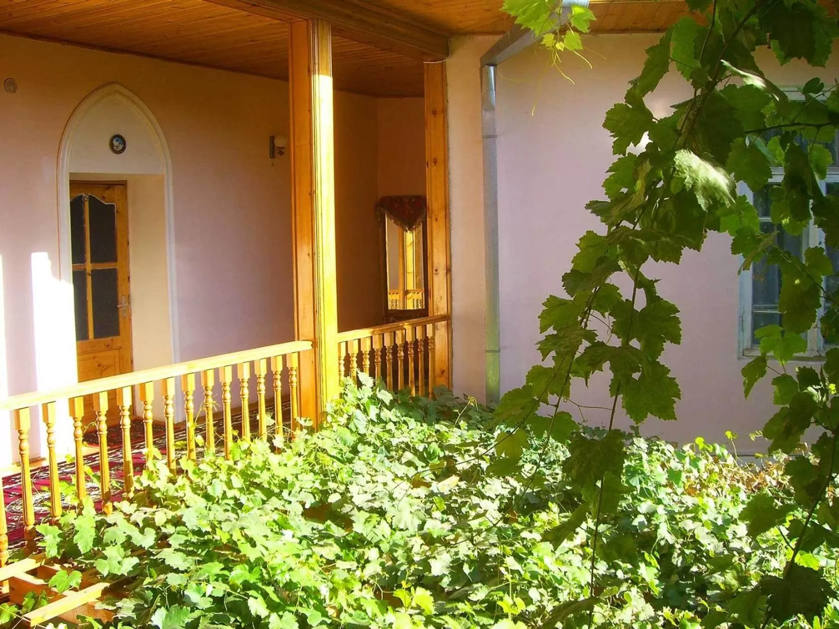 Facade/entrance in Jahongir