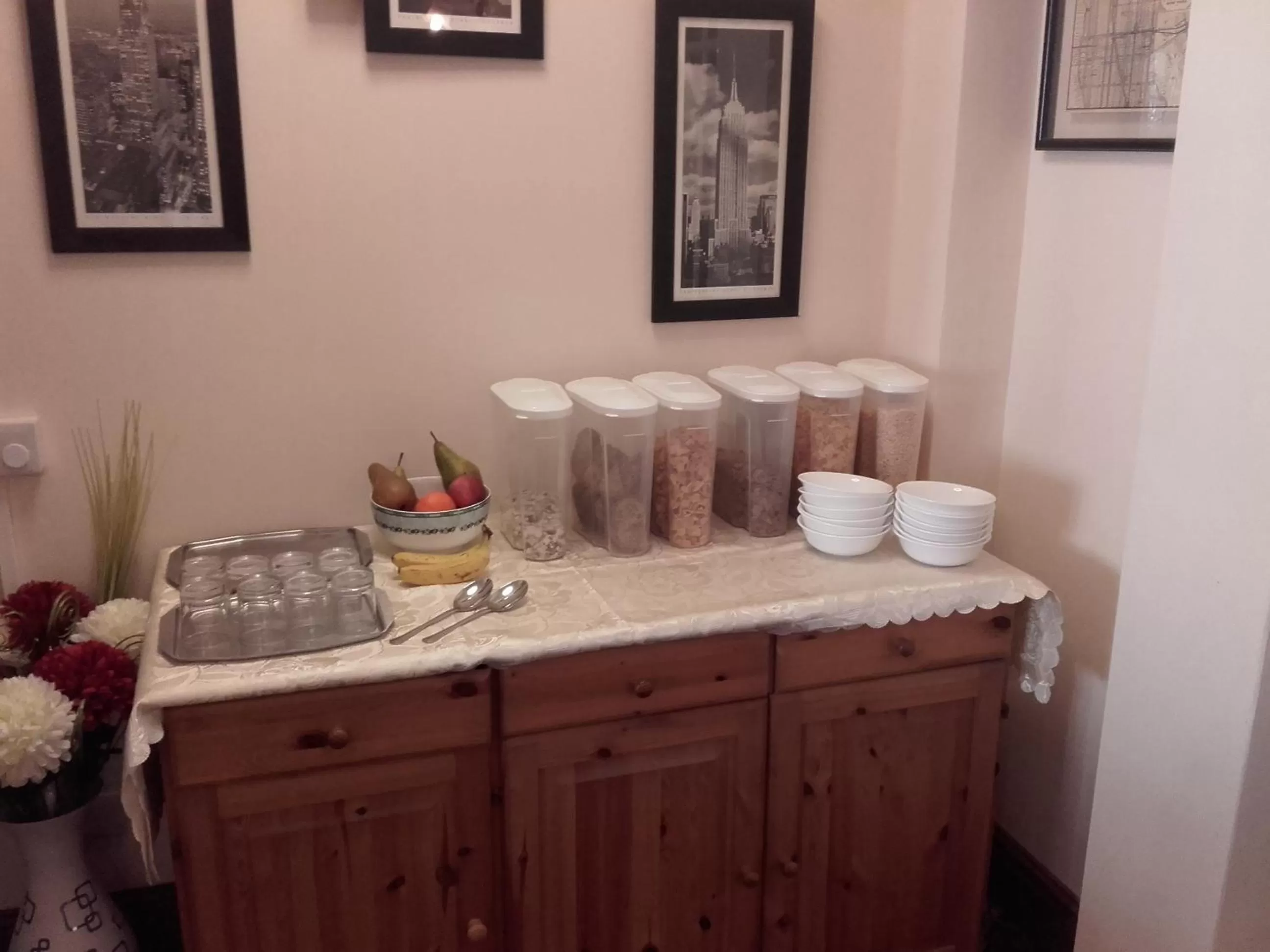 Restaurant/places to eat in Clumber House Hotel