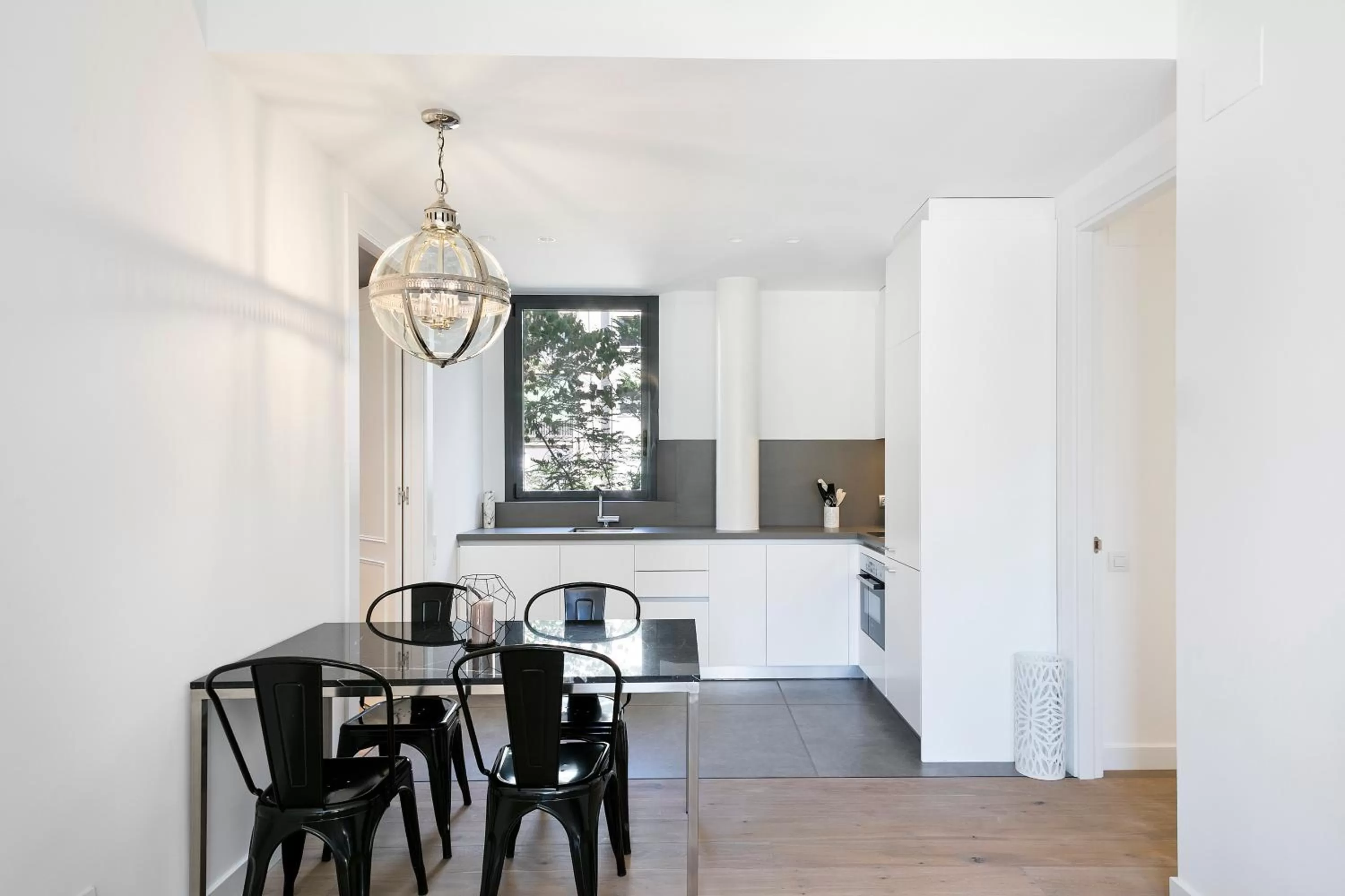 Kitchen or kitchenette in Murmuri Residence Mercader