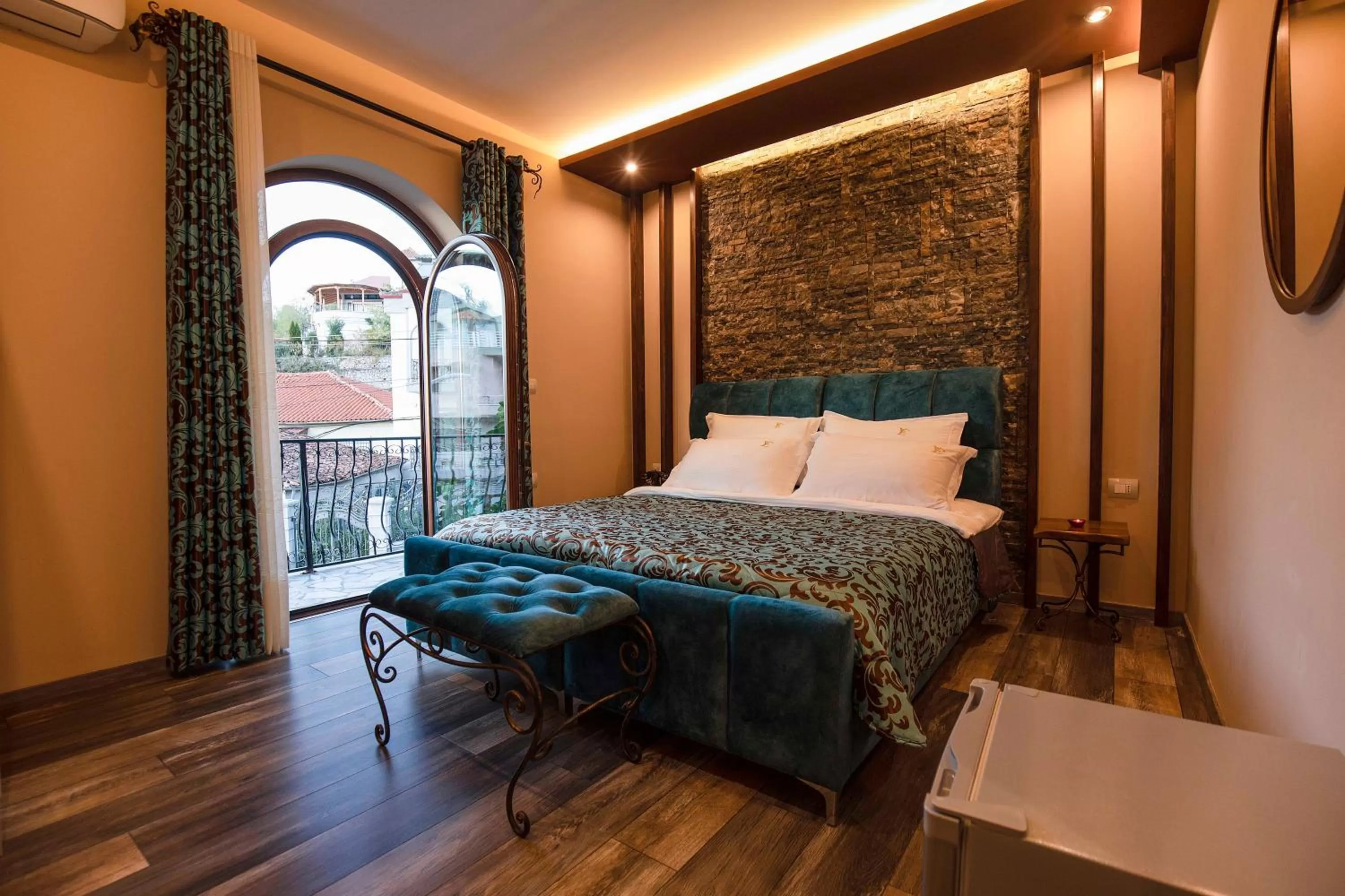 Bed in Vila Eden Boutique Hotel