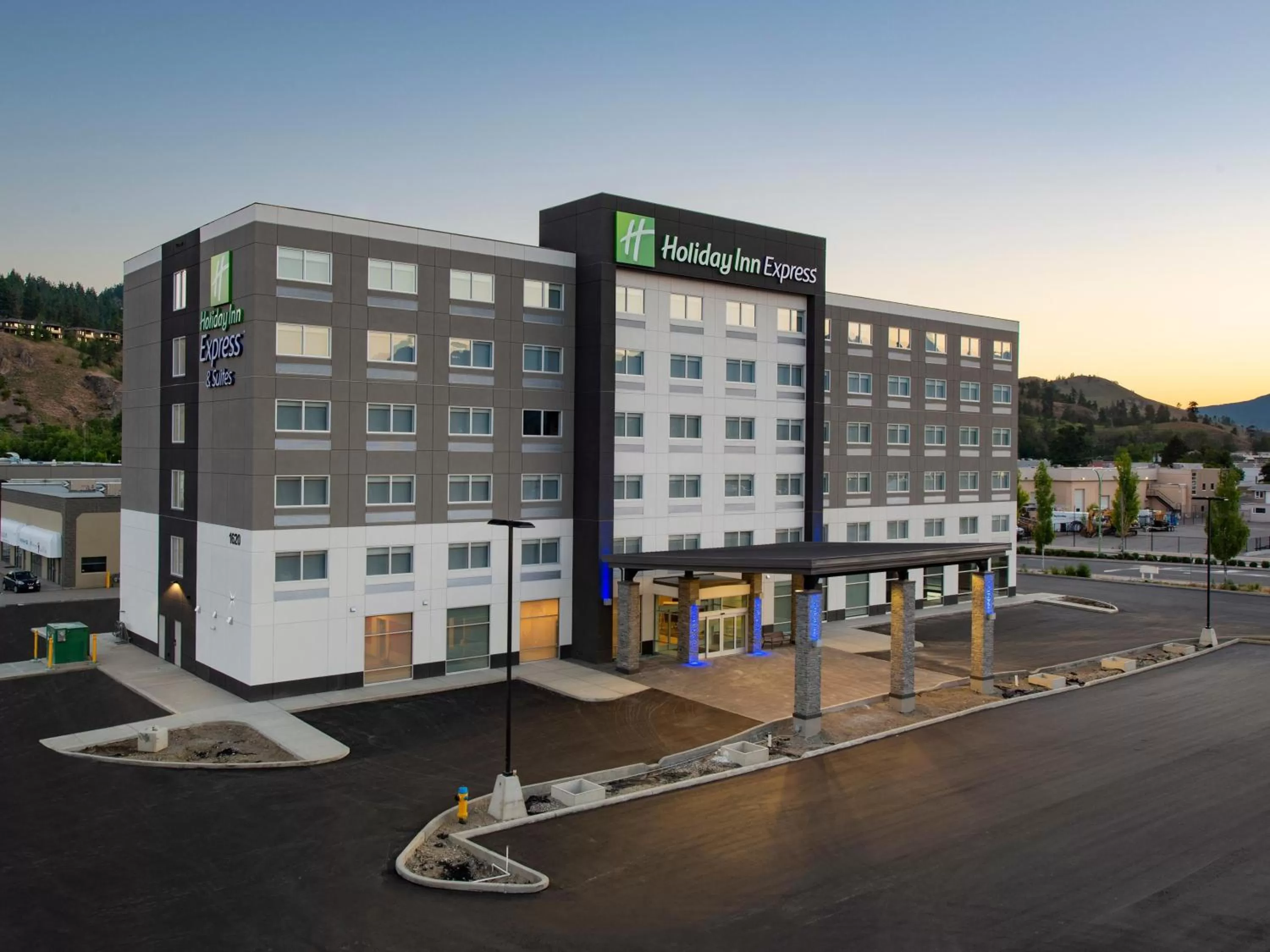 Holiday Inn Express & Suites - Brandon by IHG