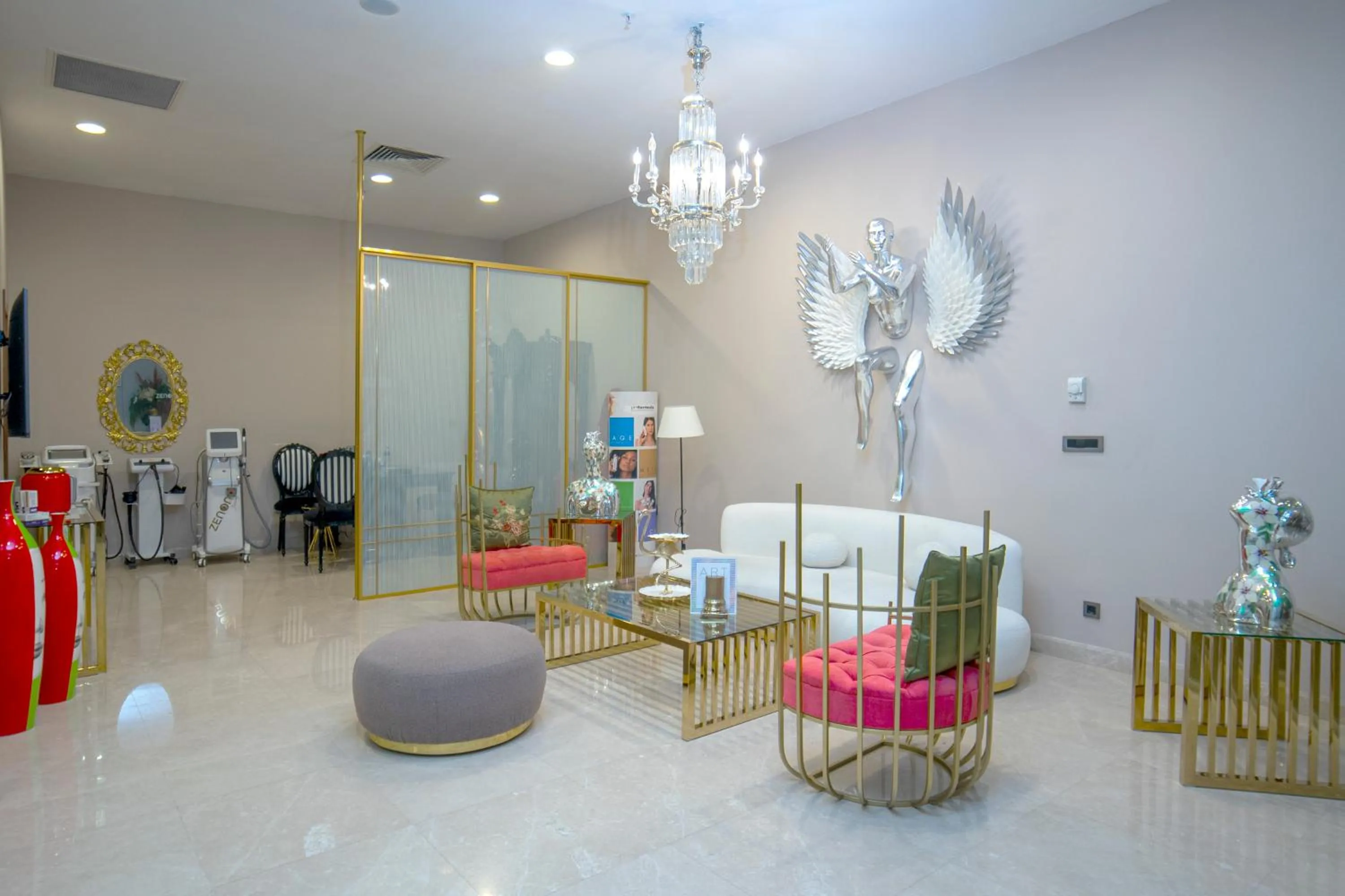 hair dryier in La Quinta by Wyndham Istanbul Gunesli