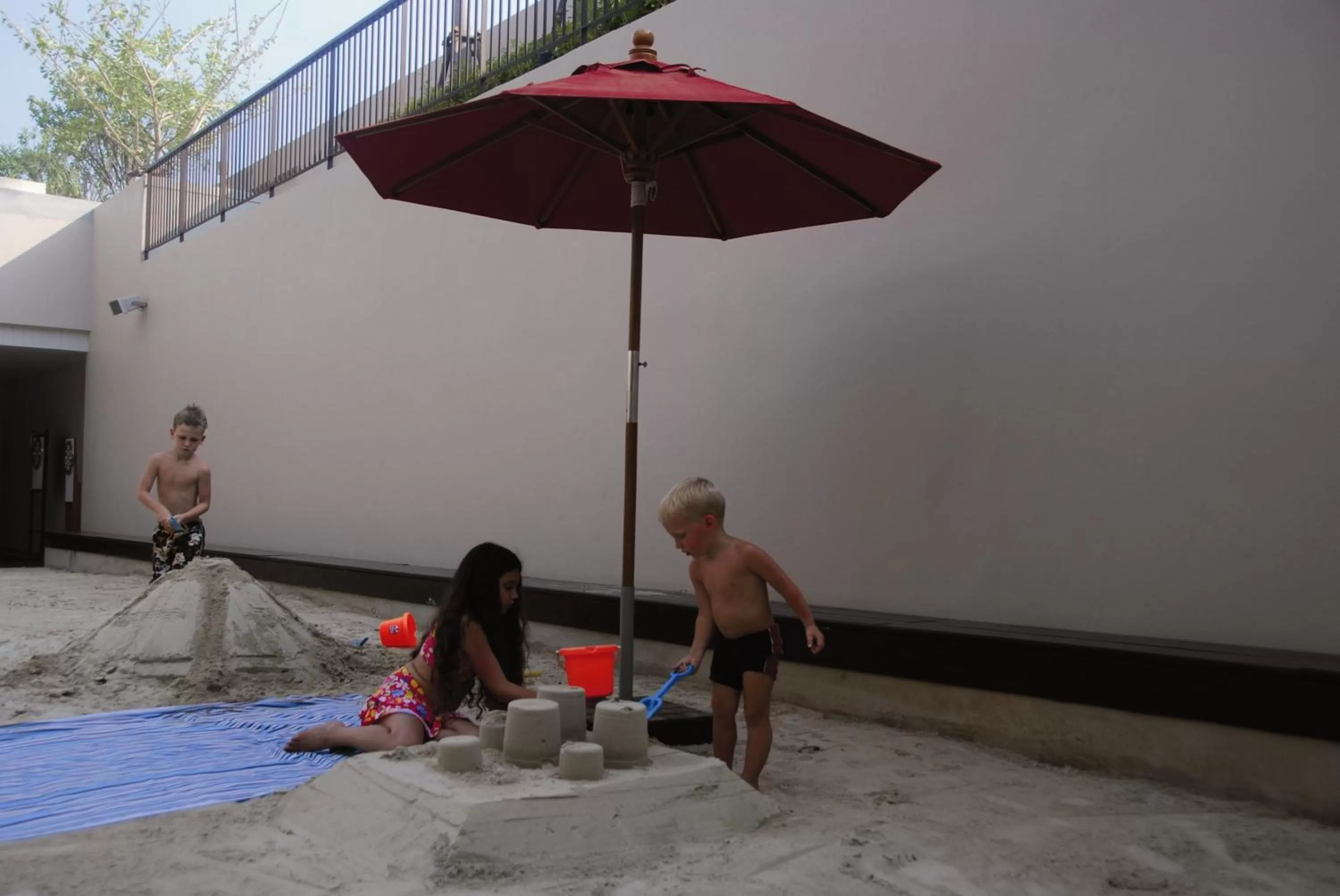 People in Tara Mantra Cha-Am Resort