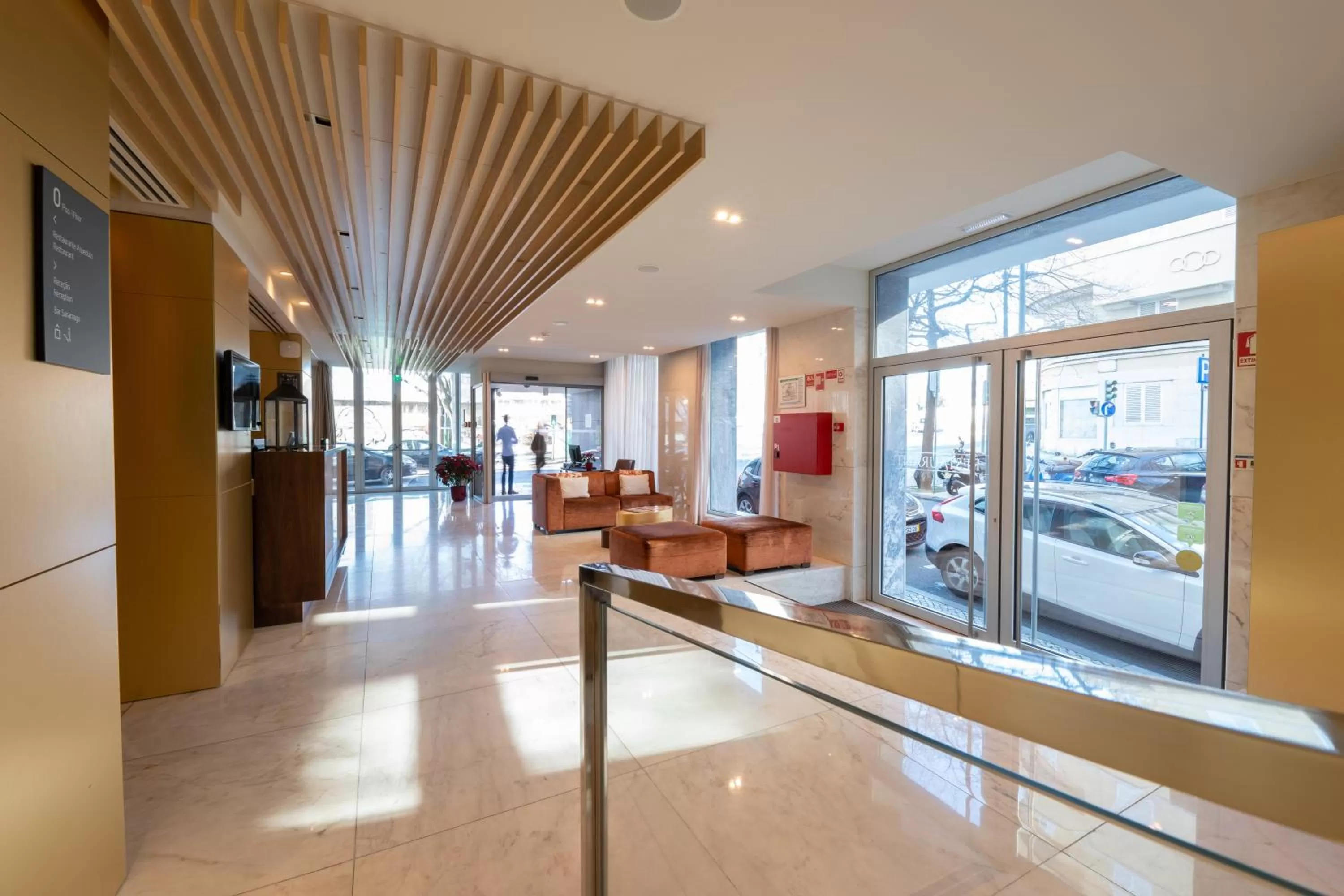 Lobby or reception in Smy Lisboa