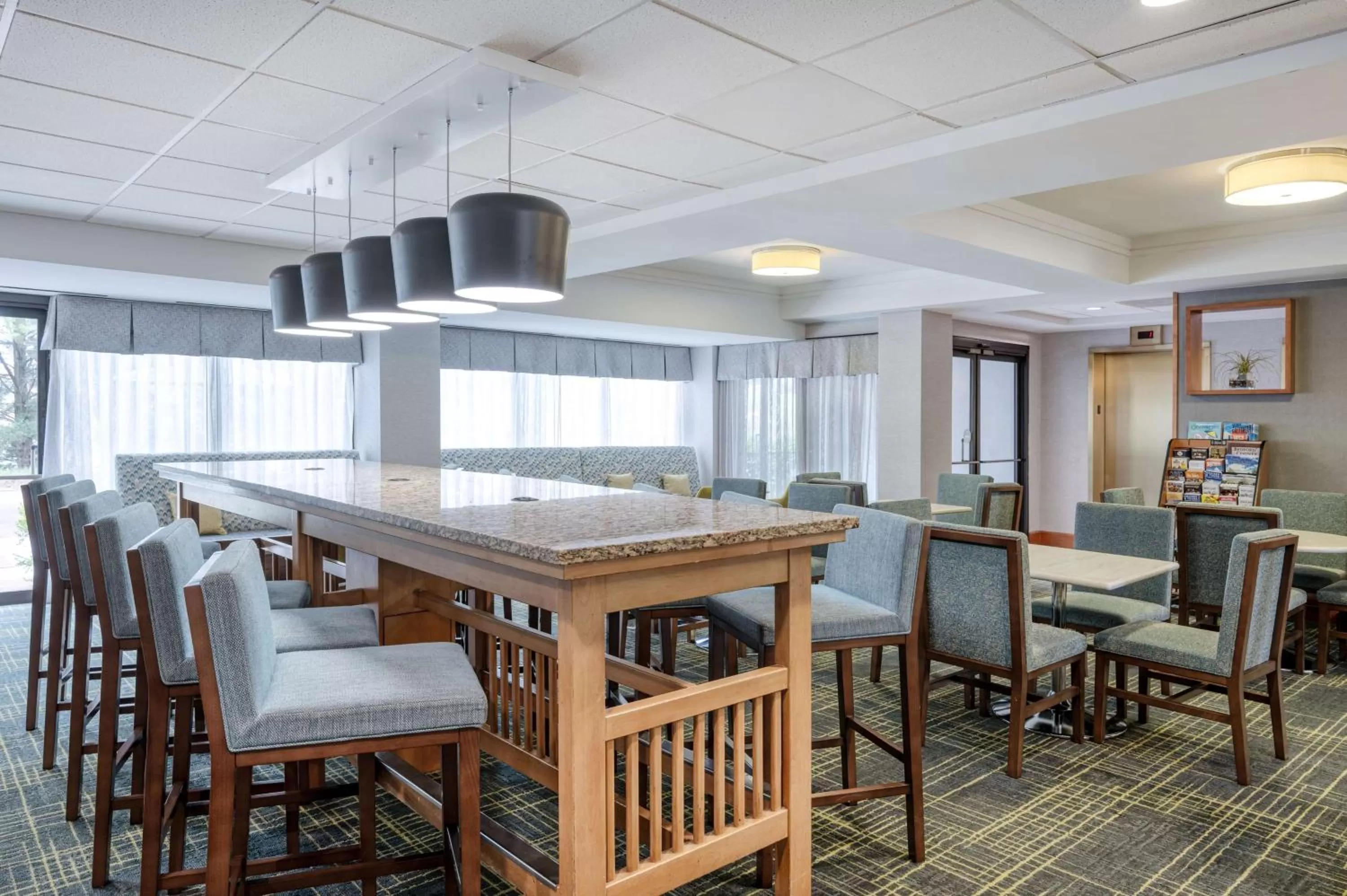 Lobby or reception in Hampton Inn Baltimore/White Marsh