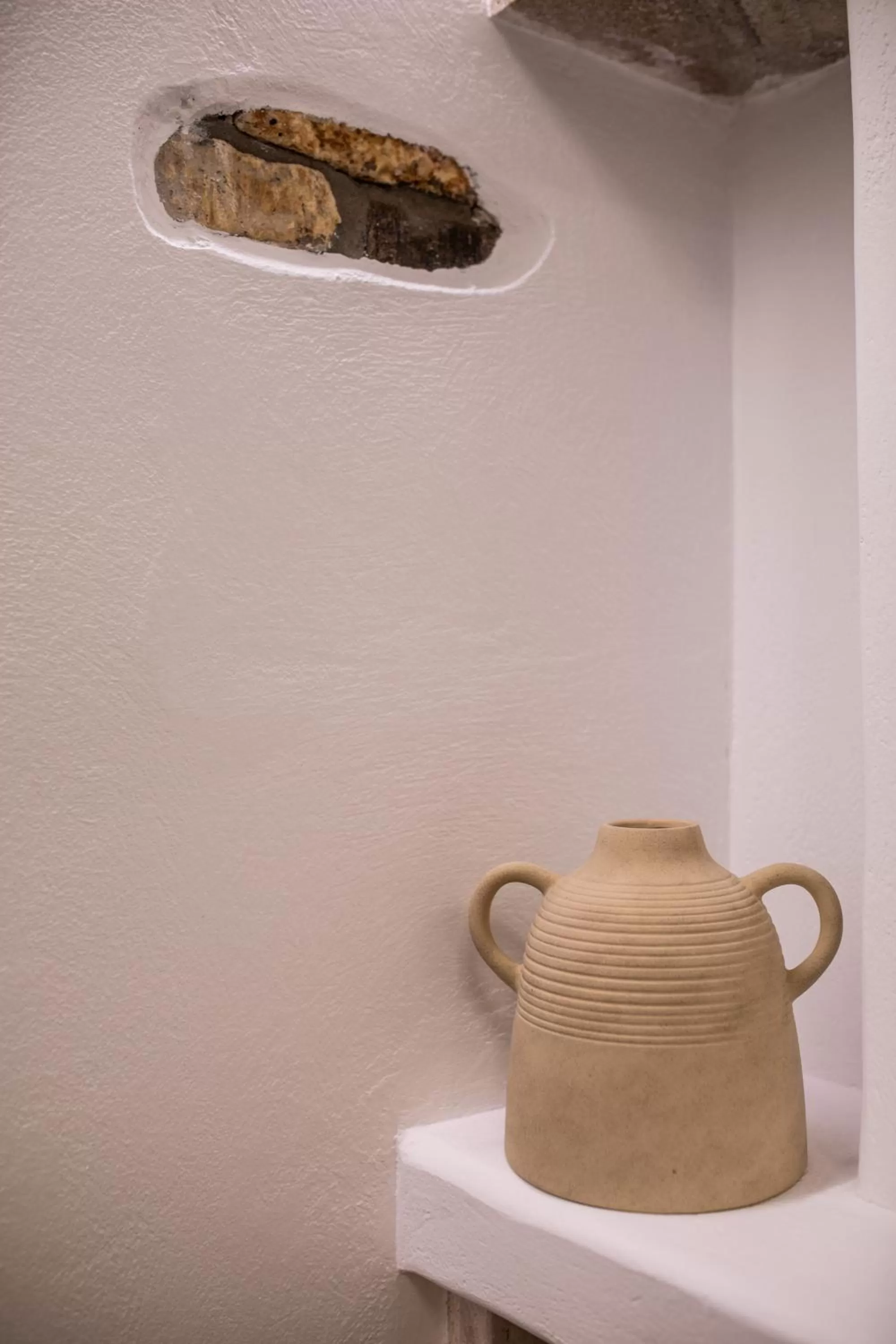 Coffee/tea facilities in Arco Naxos Luxury Apartments