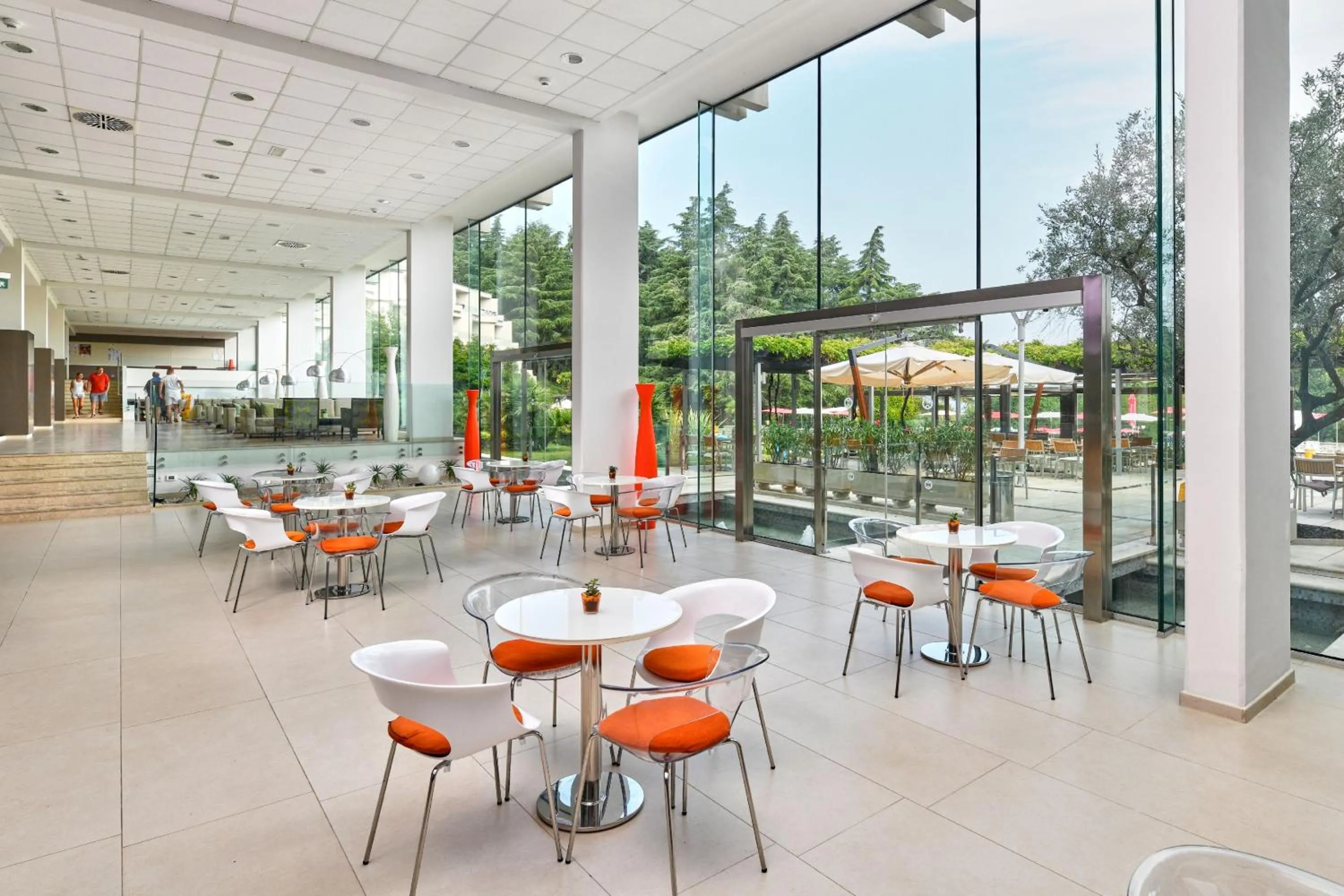 Lounge or bar in Hotel Mediteran Plava Laguna