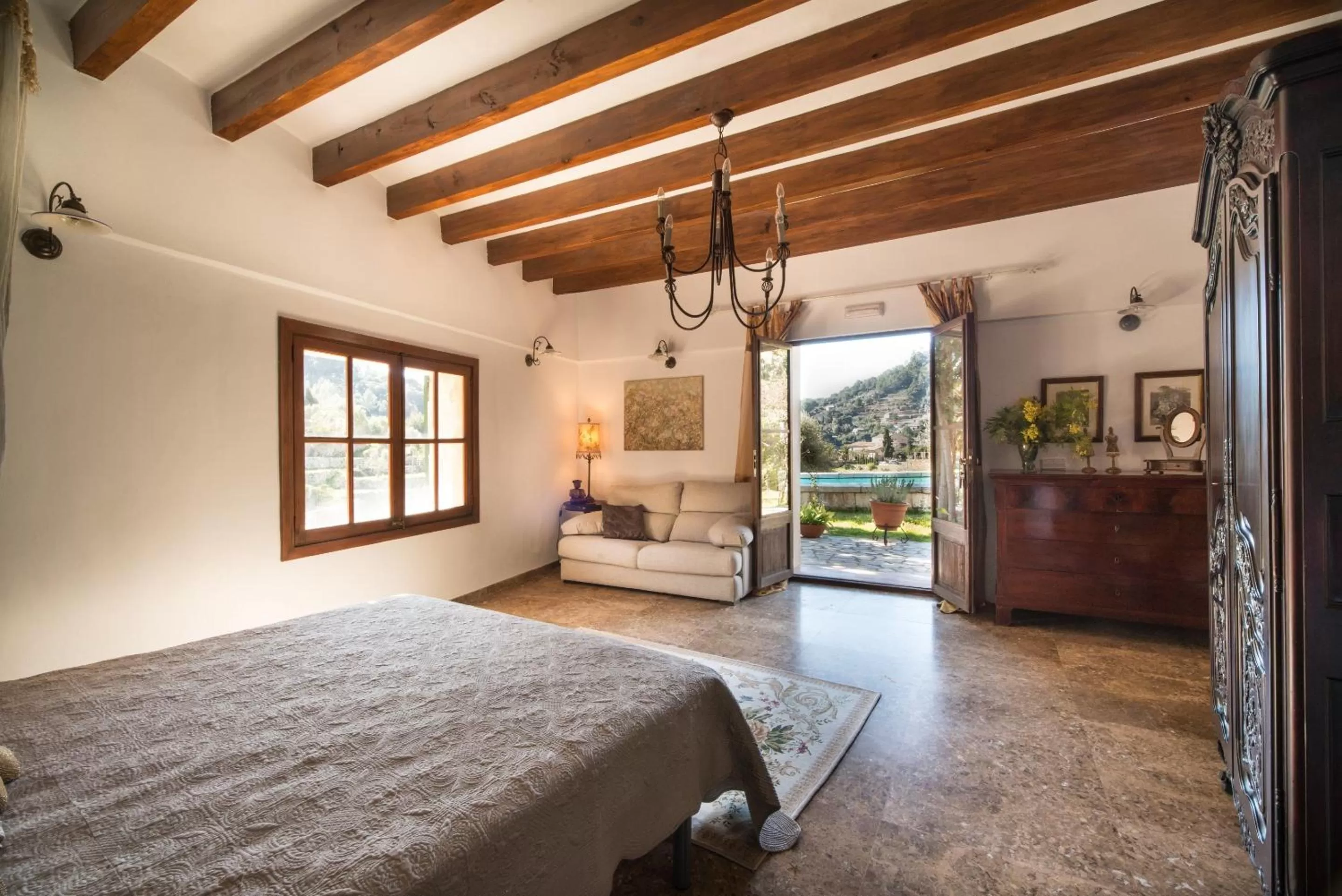 Day, Bed in Sa Vall Valldemossa