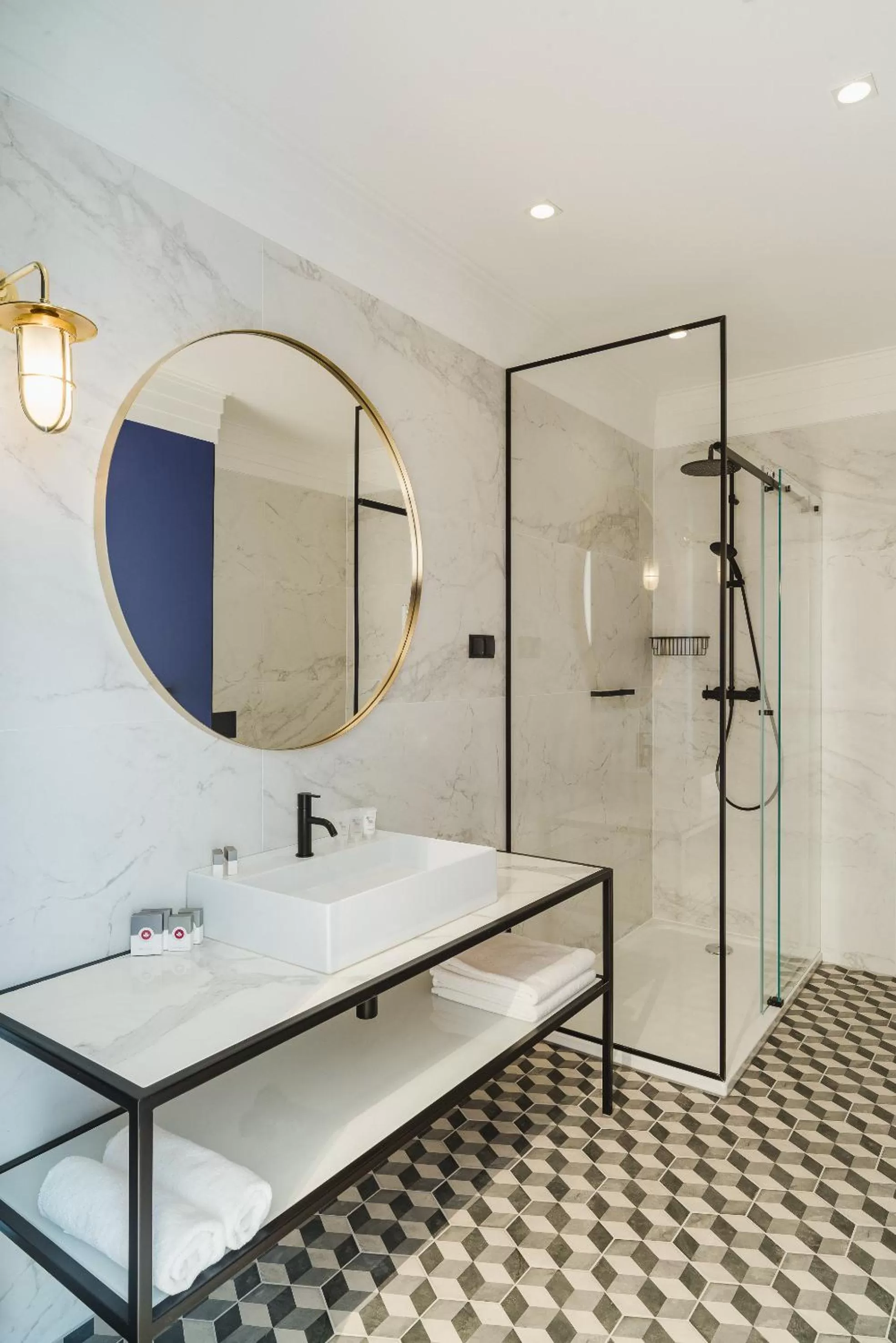 Shower in No.4 Residence