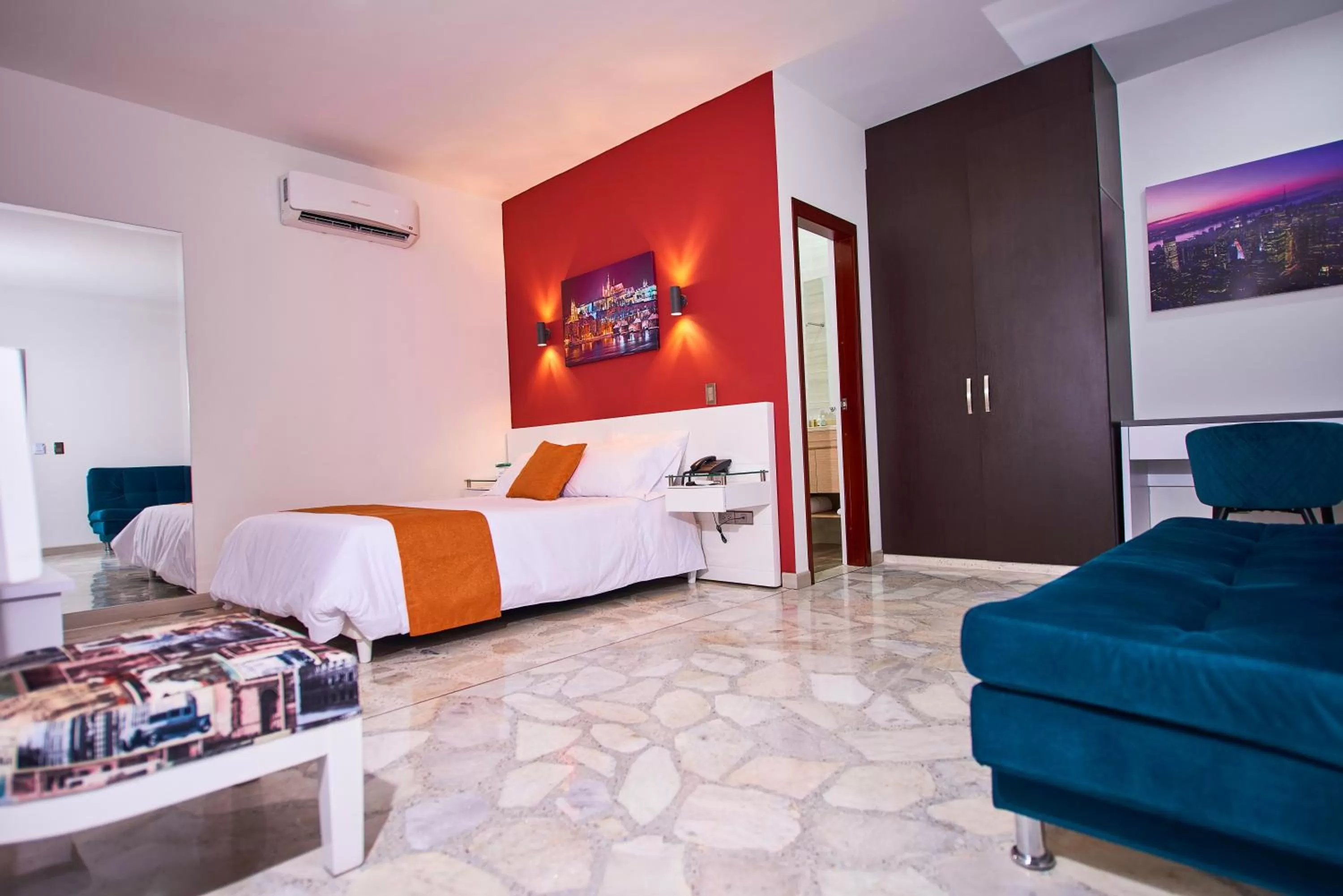 Photo of the whole room, Bed in Casa Esmeralda Hotel Boutique