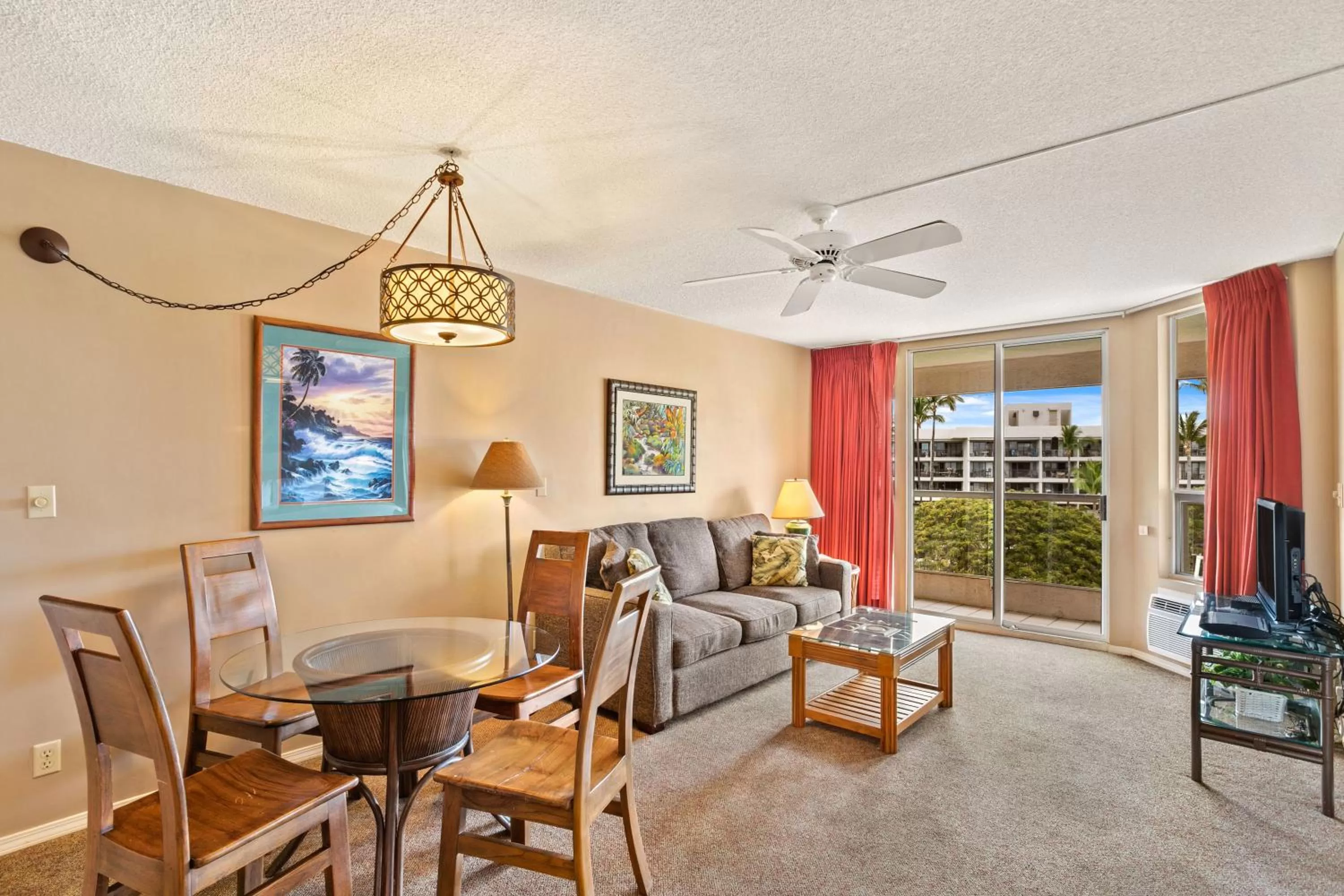 One-Bedroom Suite with Partial Ocean View in Aston at the Maui Banyan