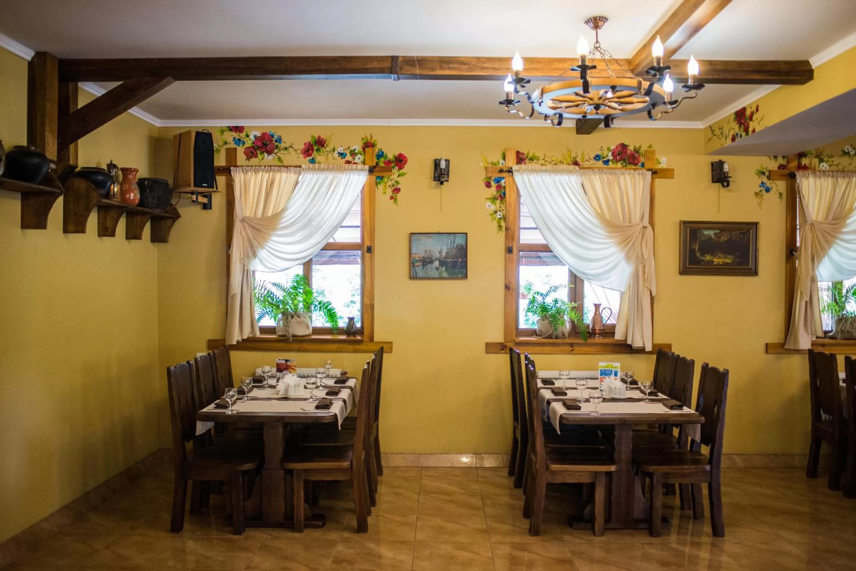 Restaurant/places to eat in Stara Vezha Hotel