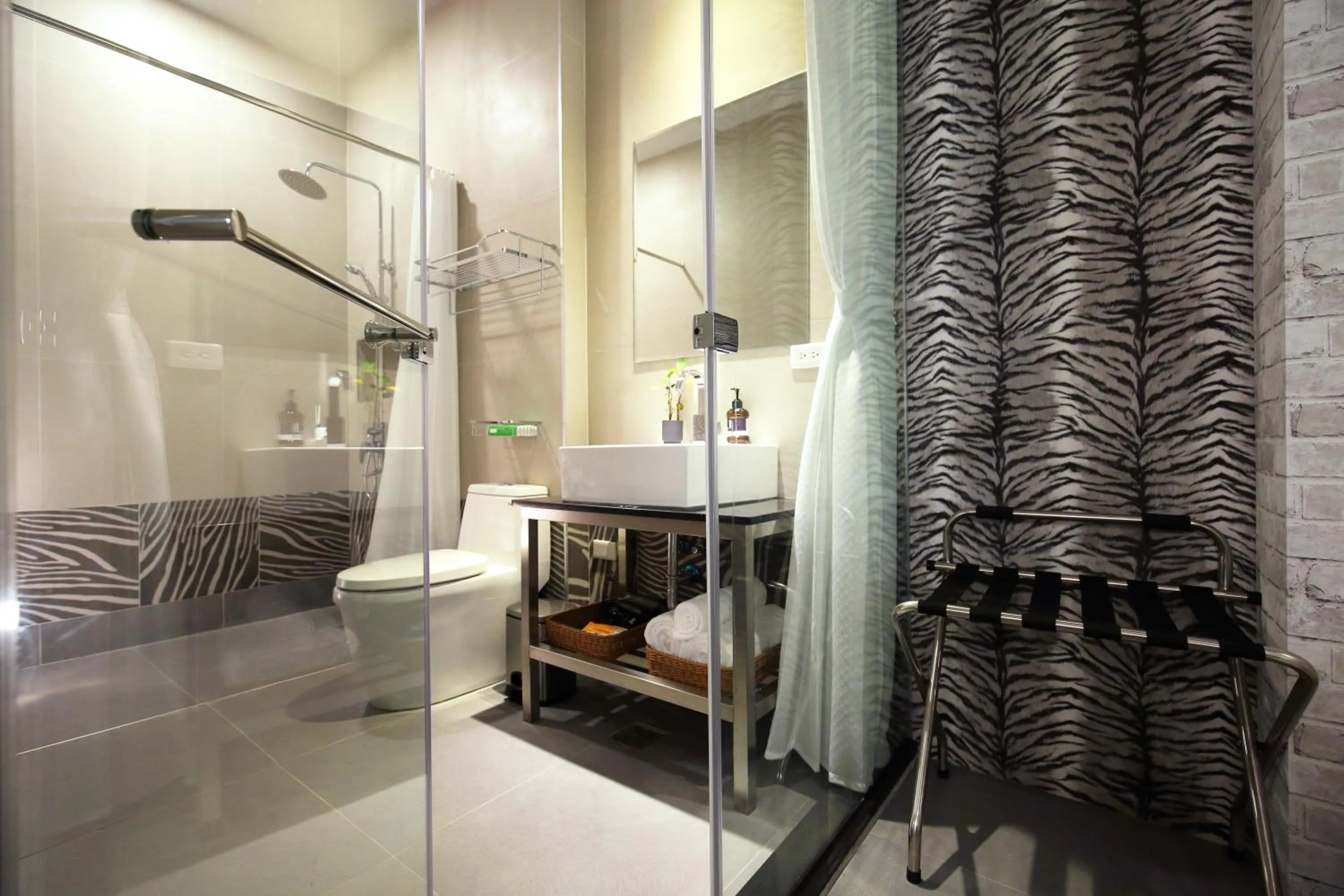 指南針民宿2178 & 工殿民宿2182