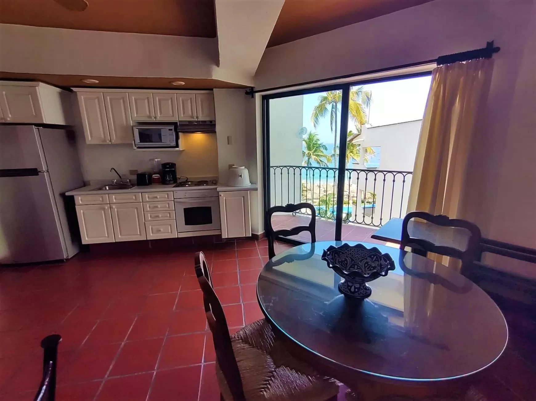 Kitchen or kitchenette in One Beach Street Zona Romantica Puerto Vallarta
