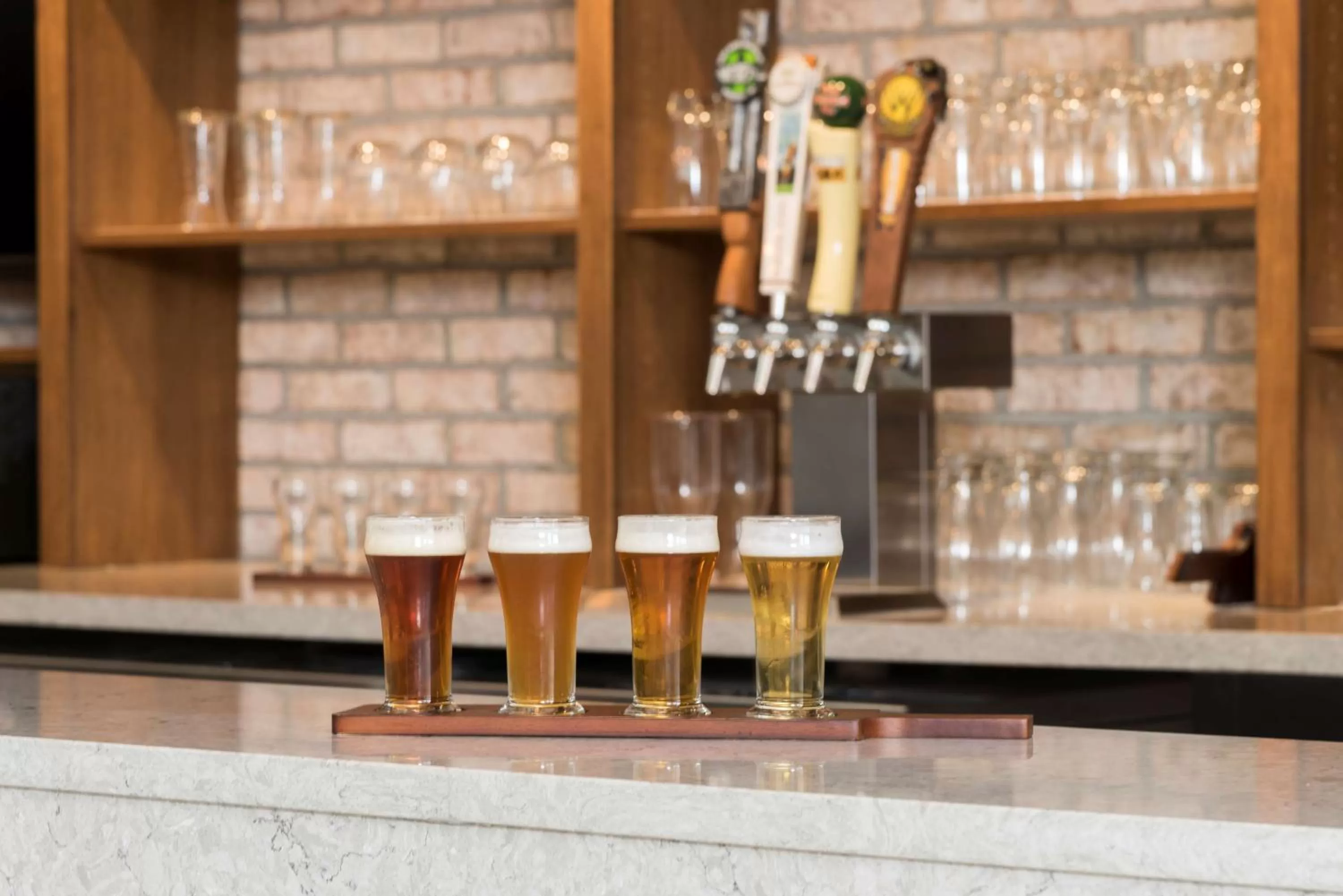 Lounge or bar in Hyatt Place Ann Arbor