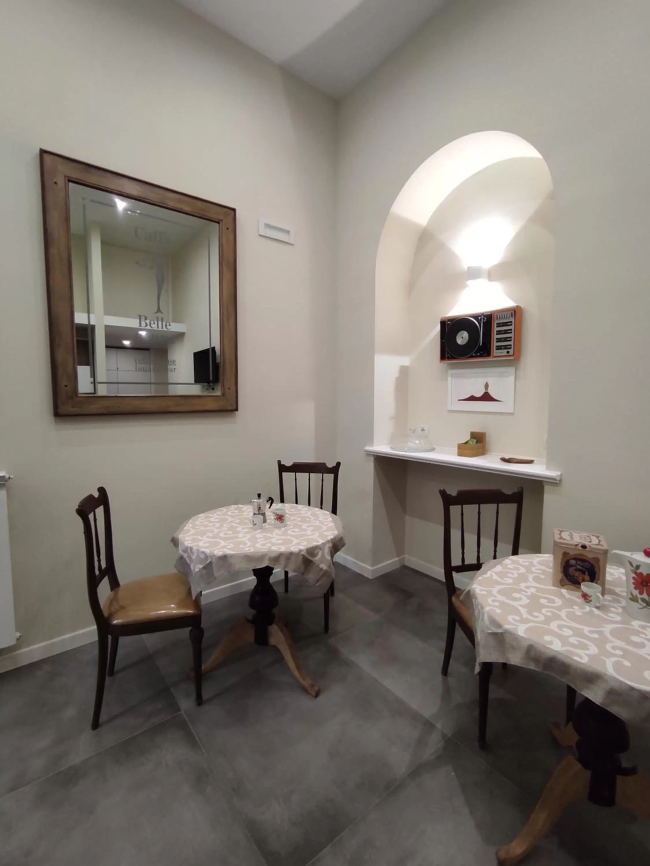 Seating area, Dining Area in A I R NaCasaBella Napoli