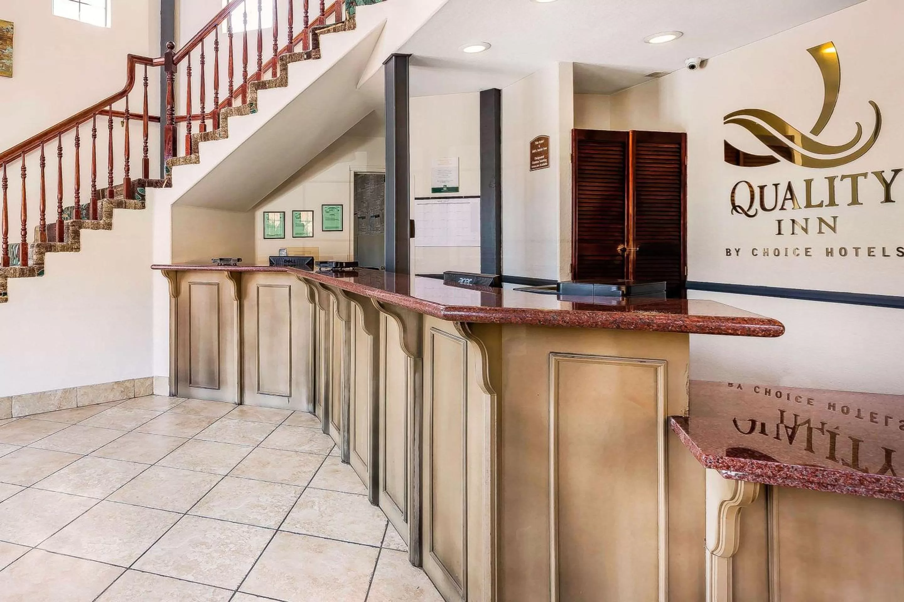 Lobby or reception in Quality Inn Fallbrook I-15